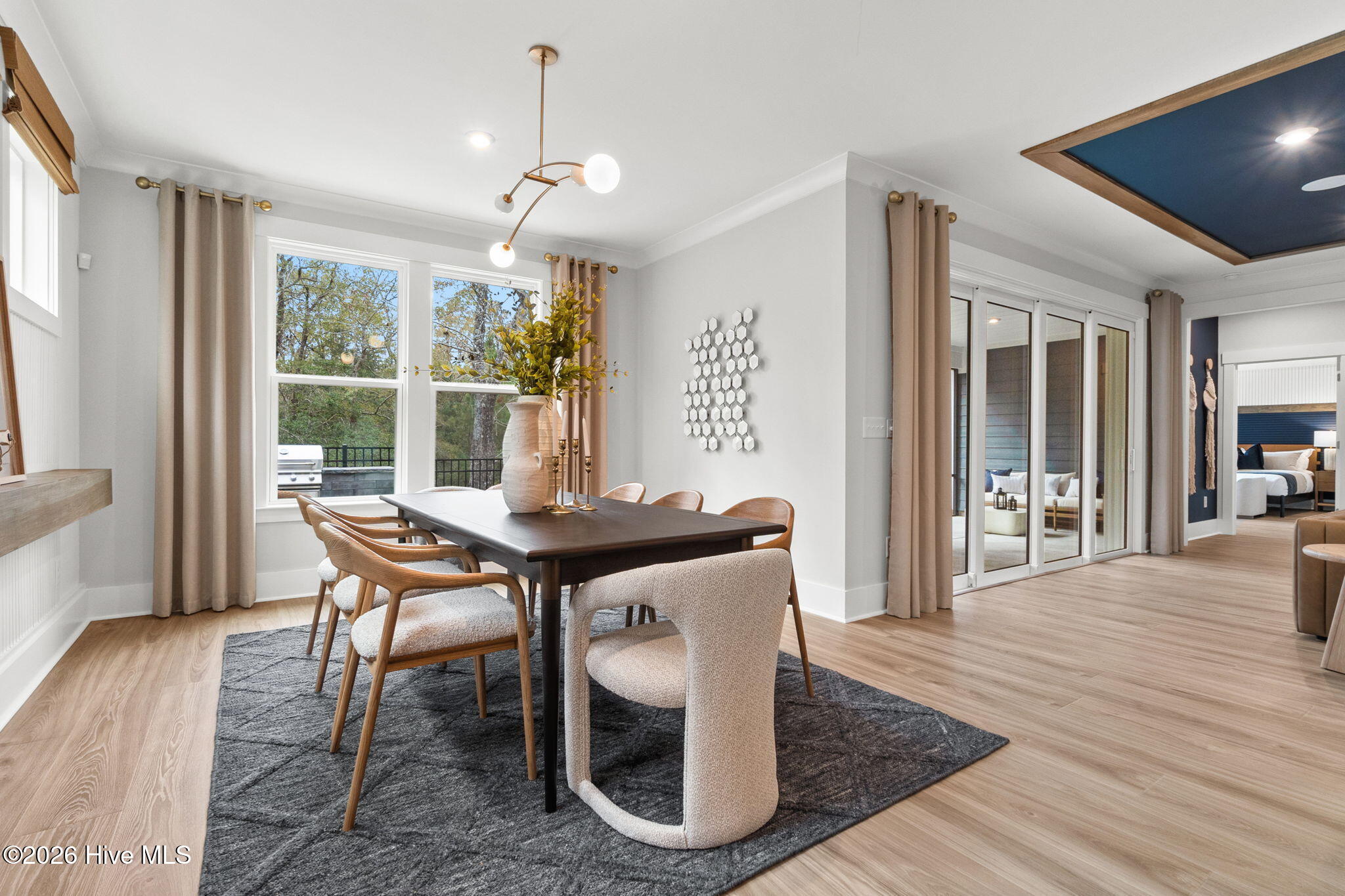 100552049 | Photo 17