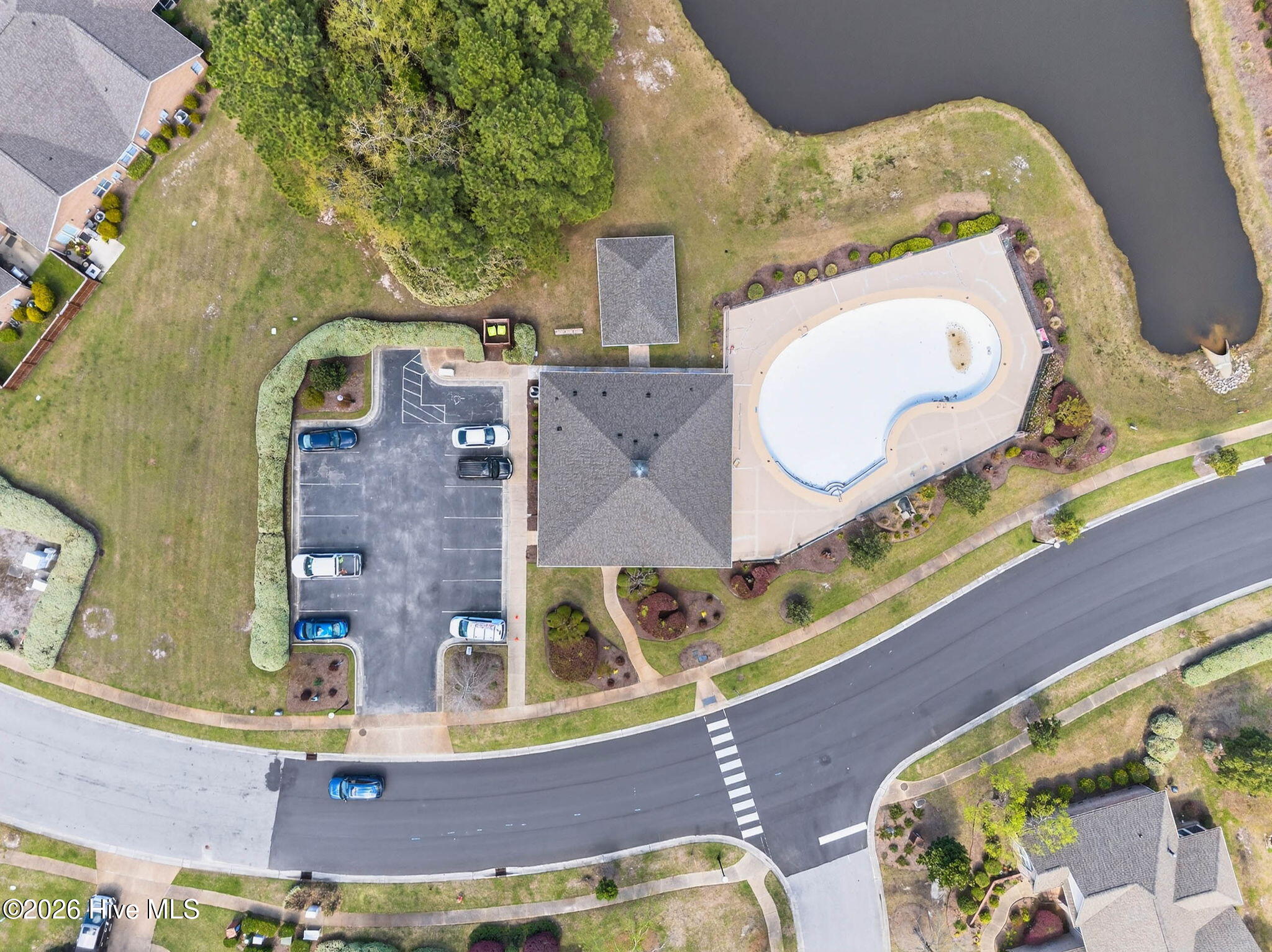 100566097 | Photo 54