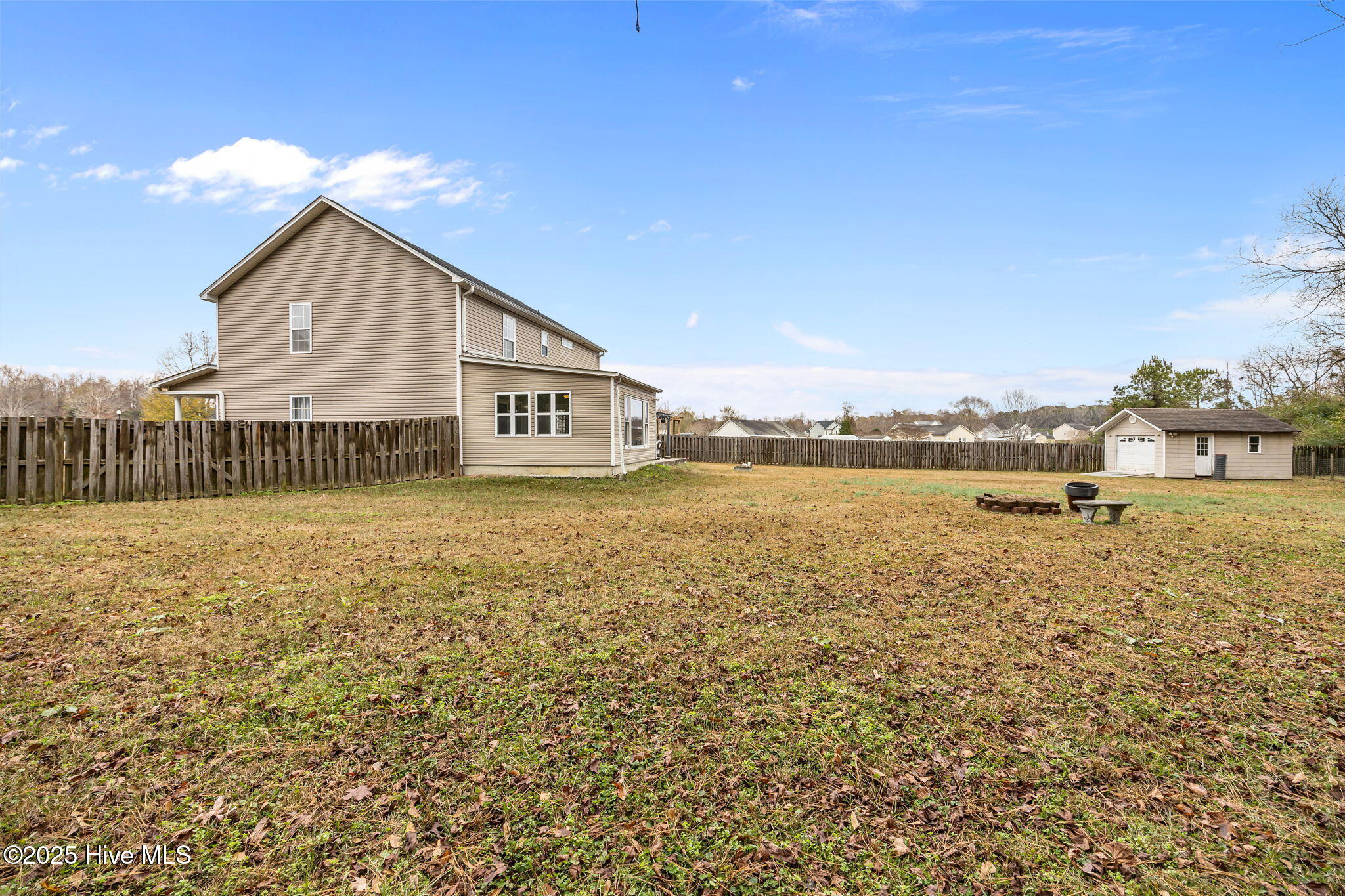 100544220 | Photo 26