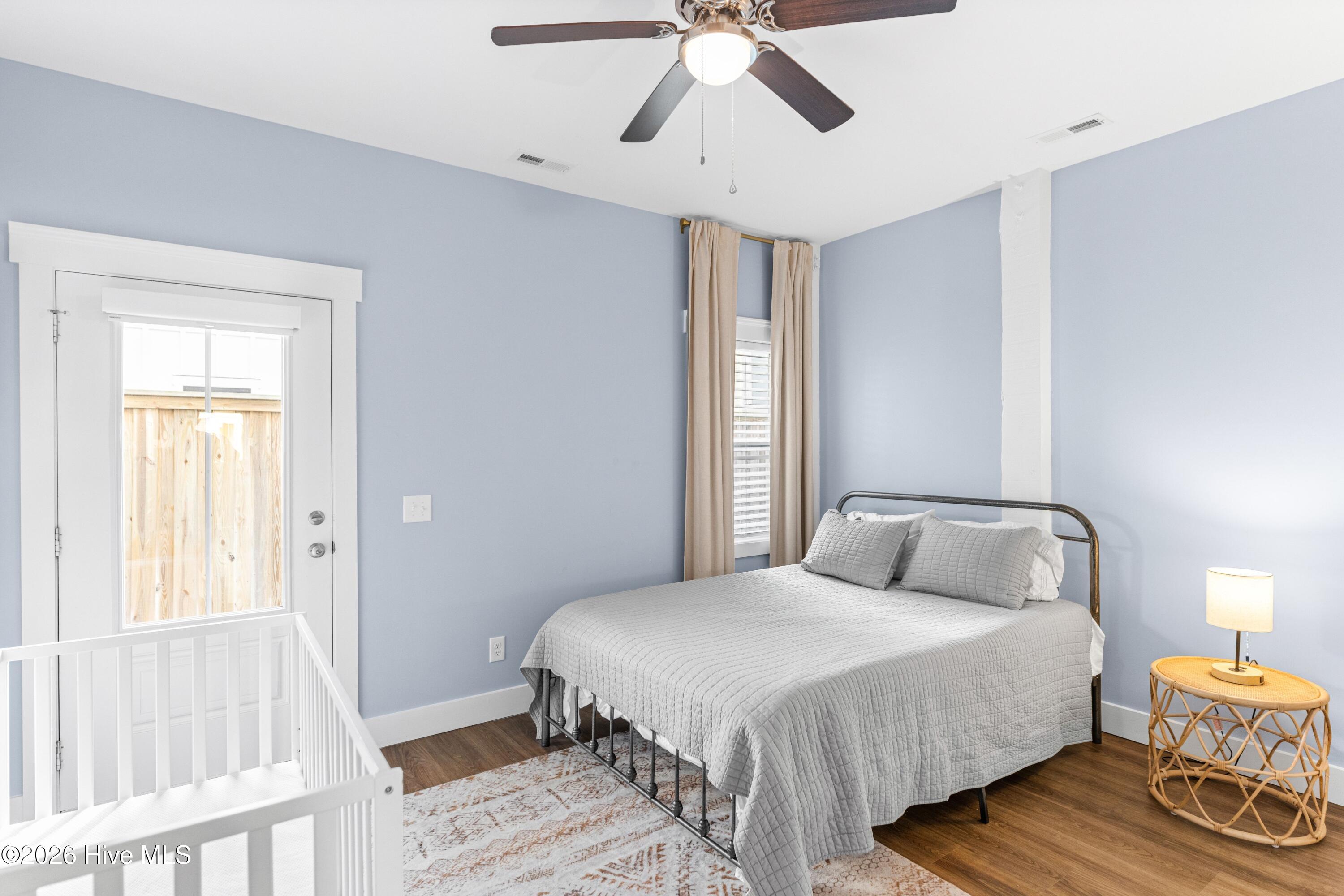 100551321 | Photo 22