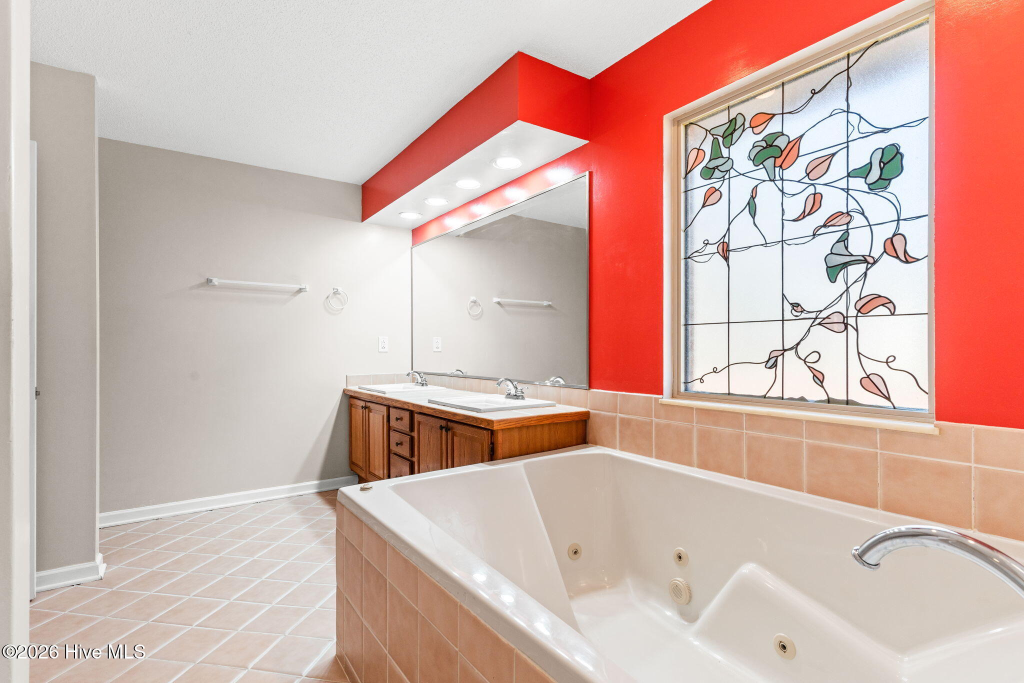 100548556 | Photo 21