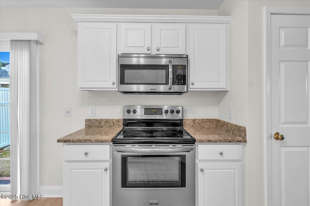 100547110 | Photo 18