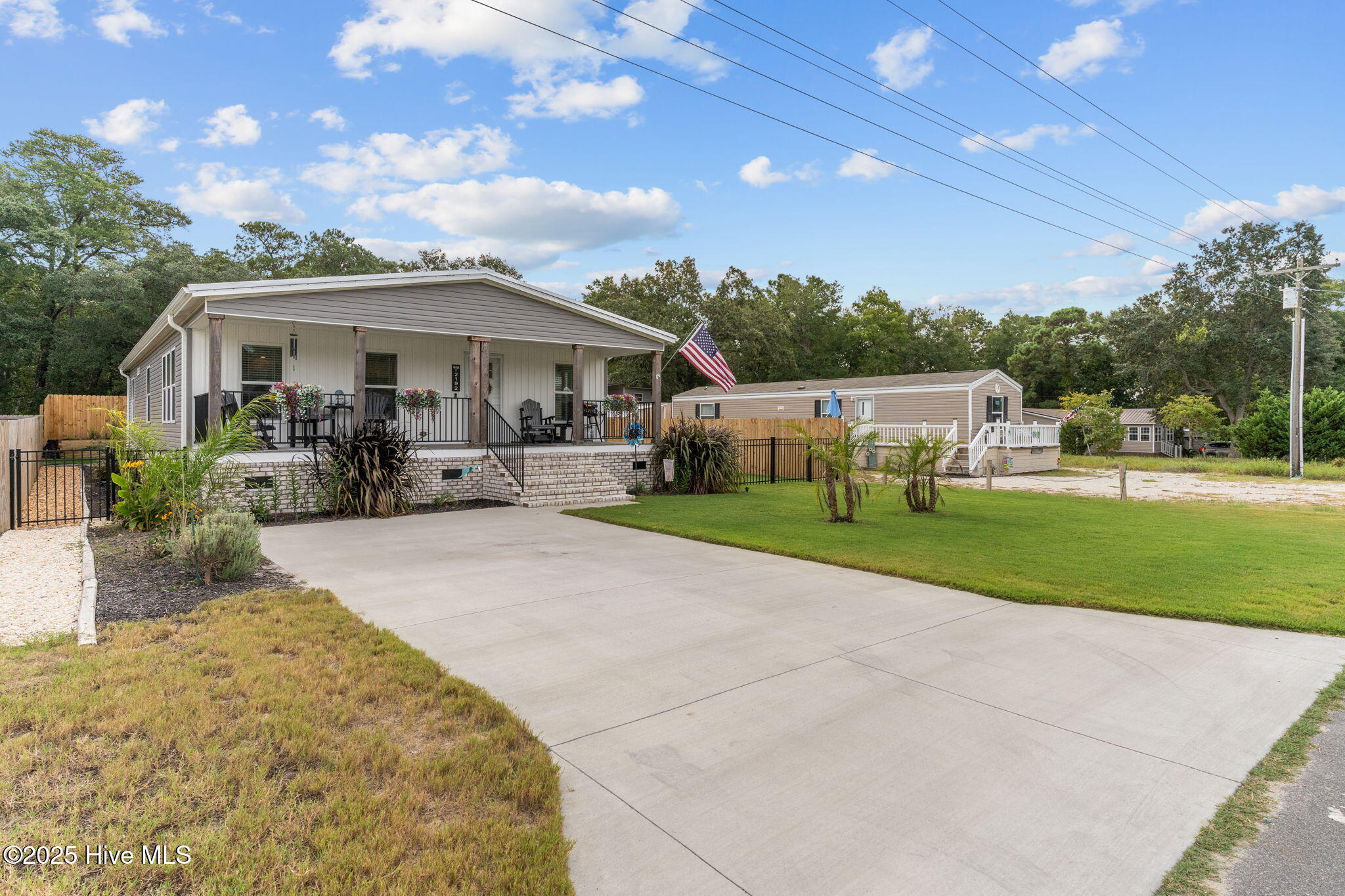 100530001 | Photo 46