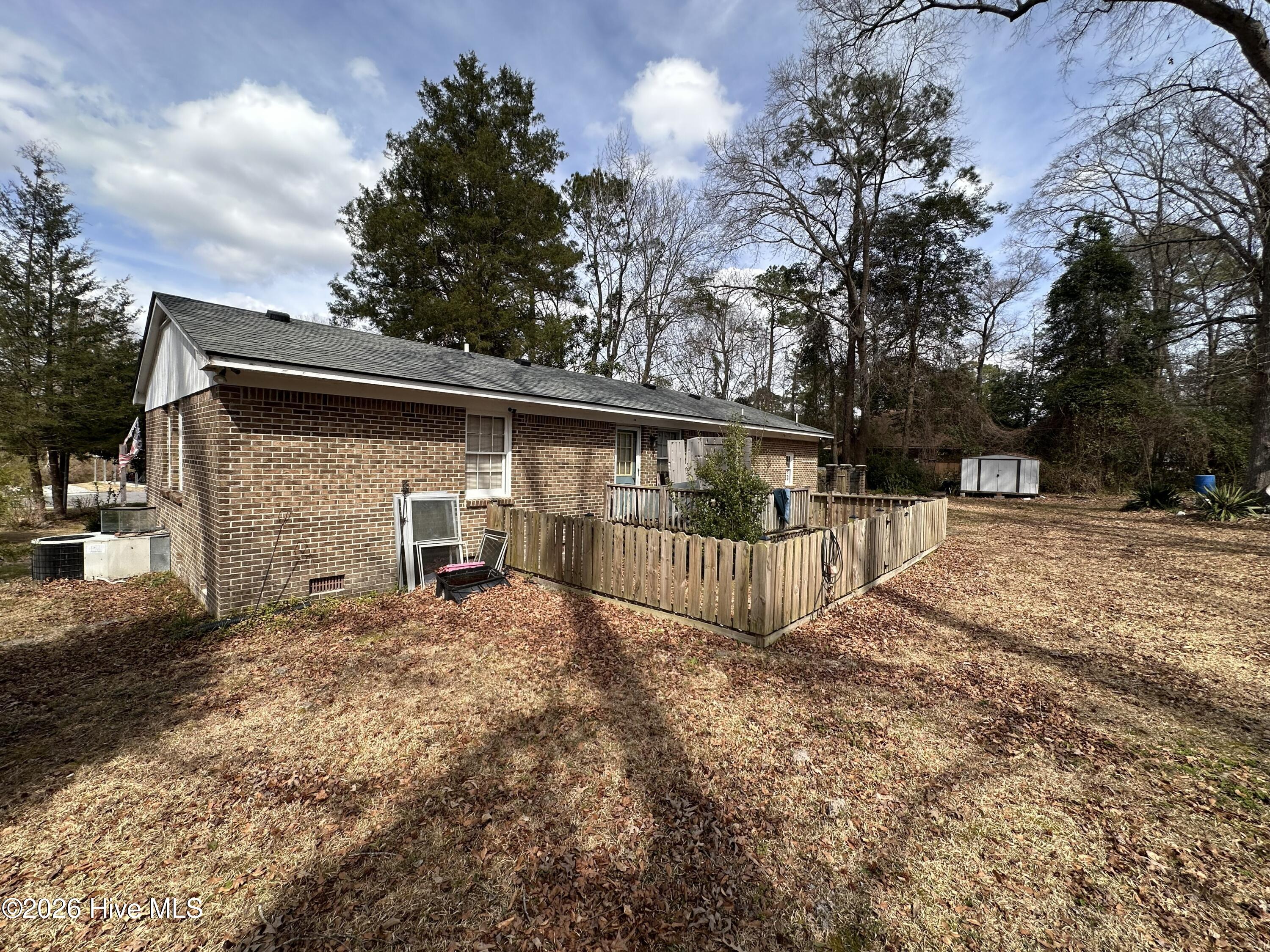 100558994 | Photo 15