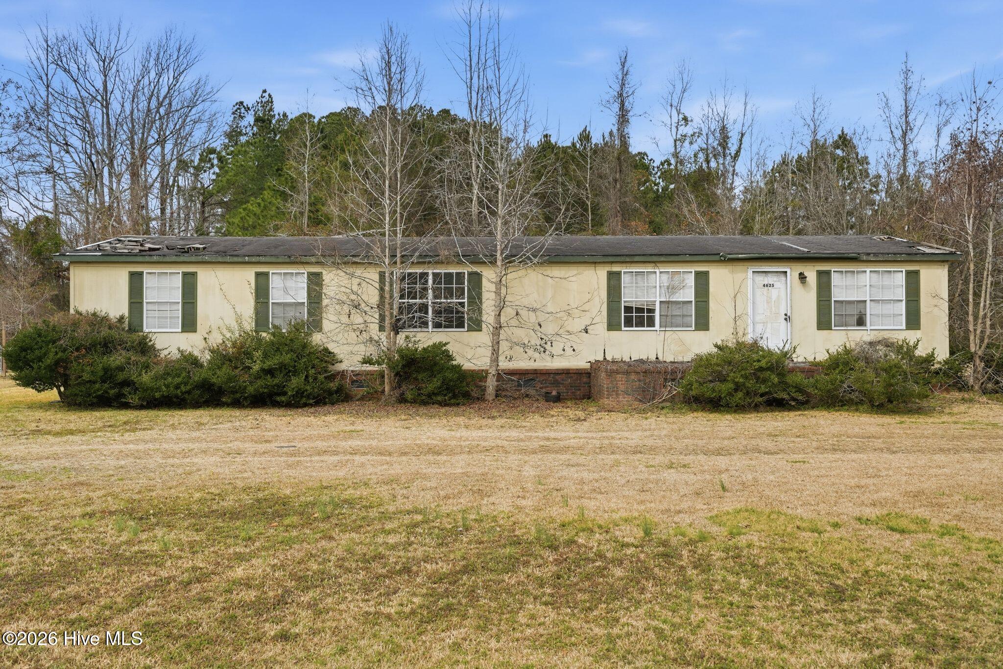 100556115 | Photo 90