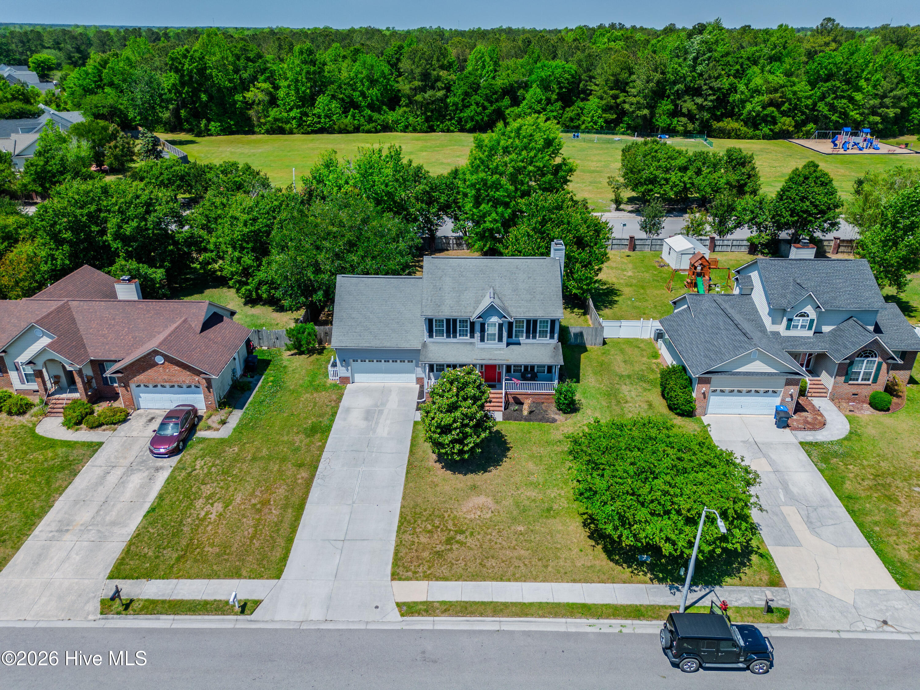 100569182 | Photo 69