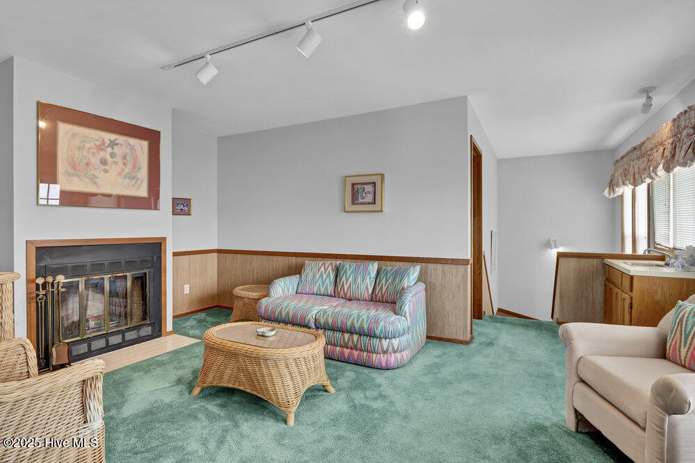 308 N Shore Drive E, Sunset Beach, NC 28468 – photo 21: Family Room