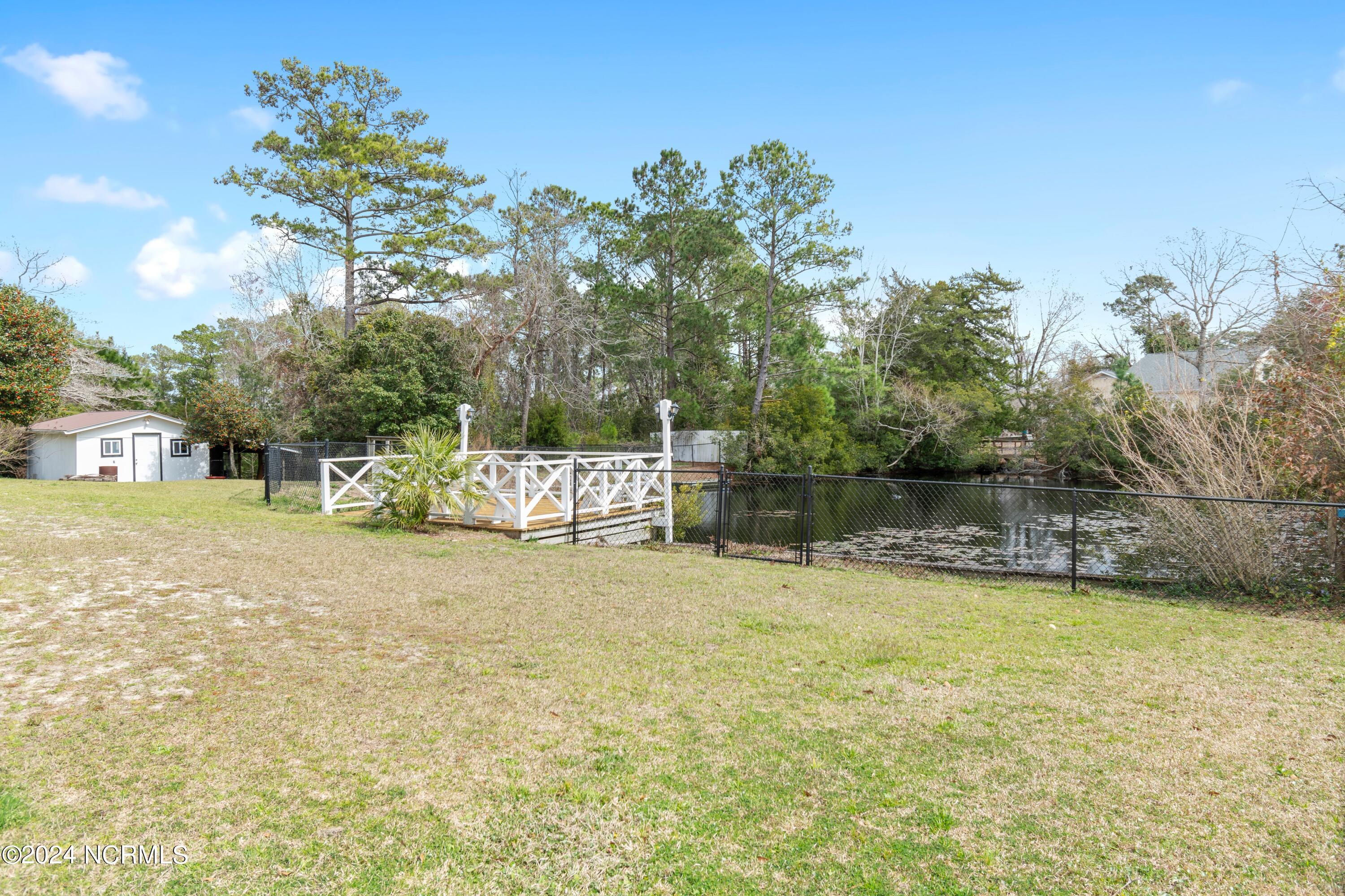 100547405 | Photo 22