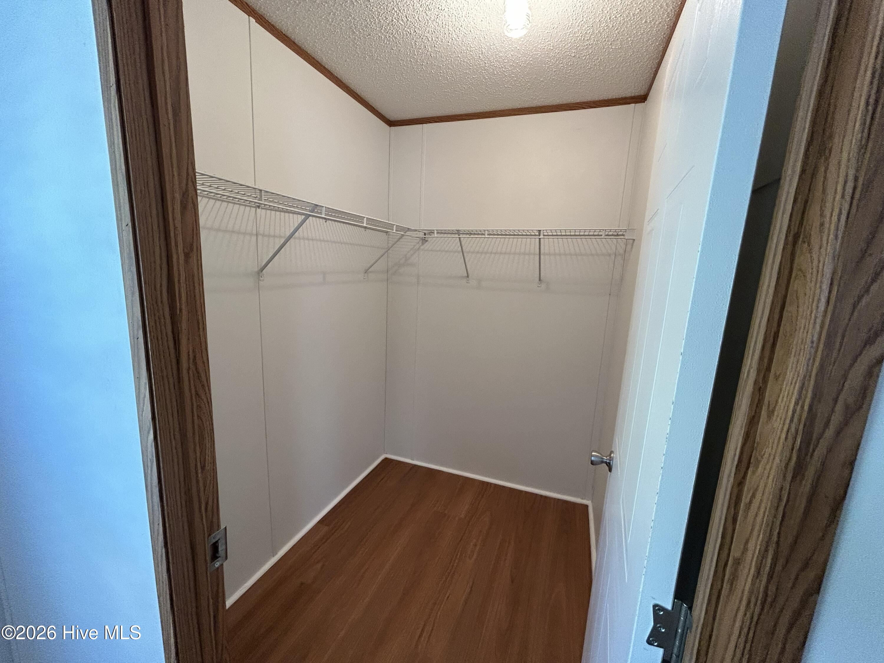 MBR closet