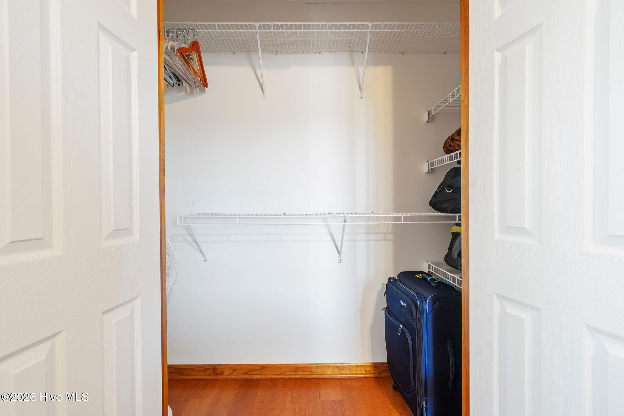 100552539 | Photo 32