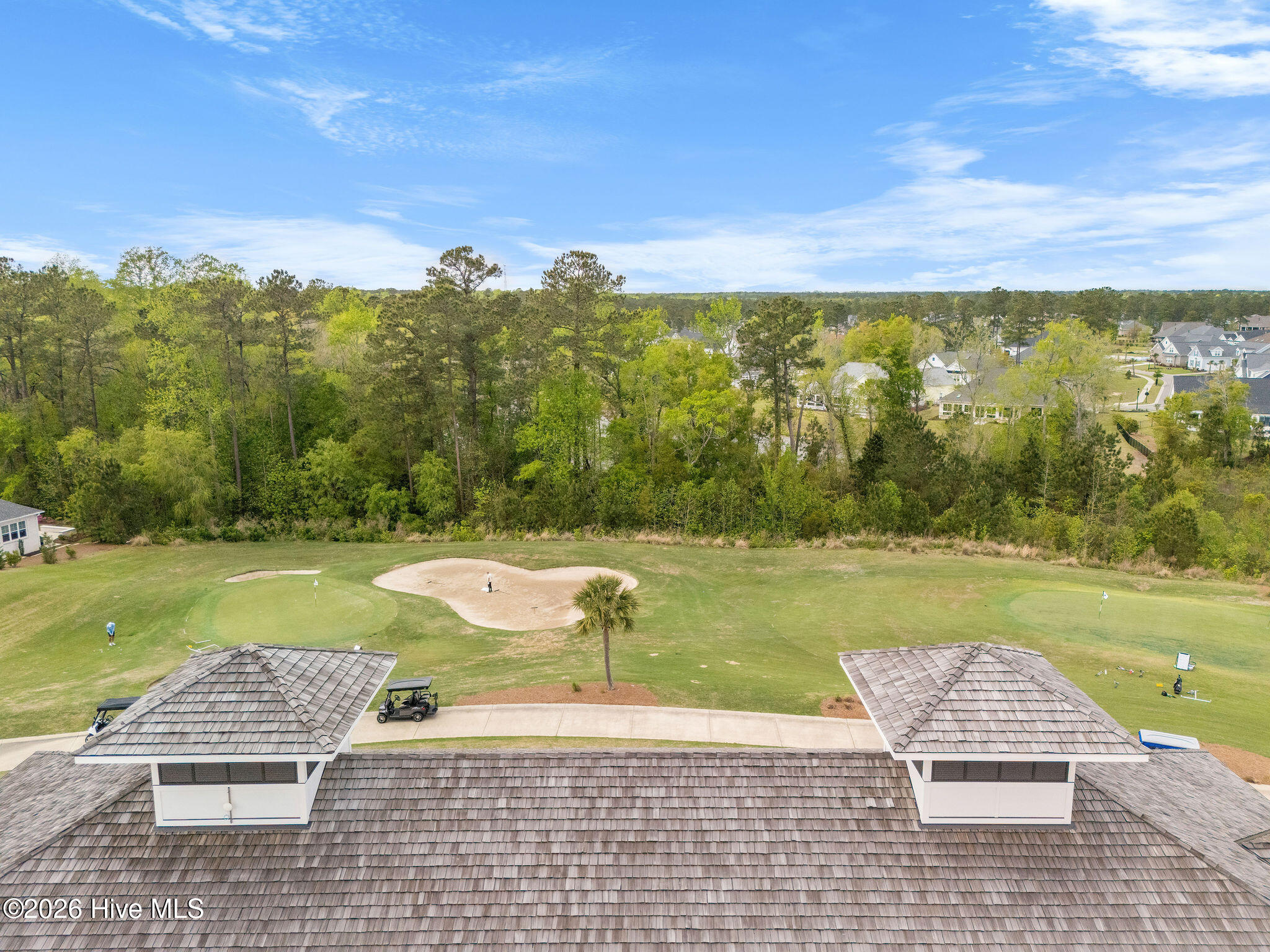 100565690 | Photo 81