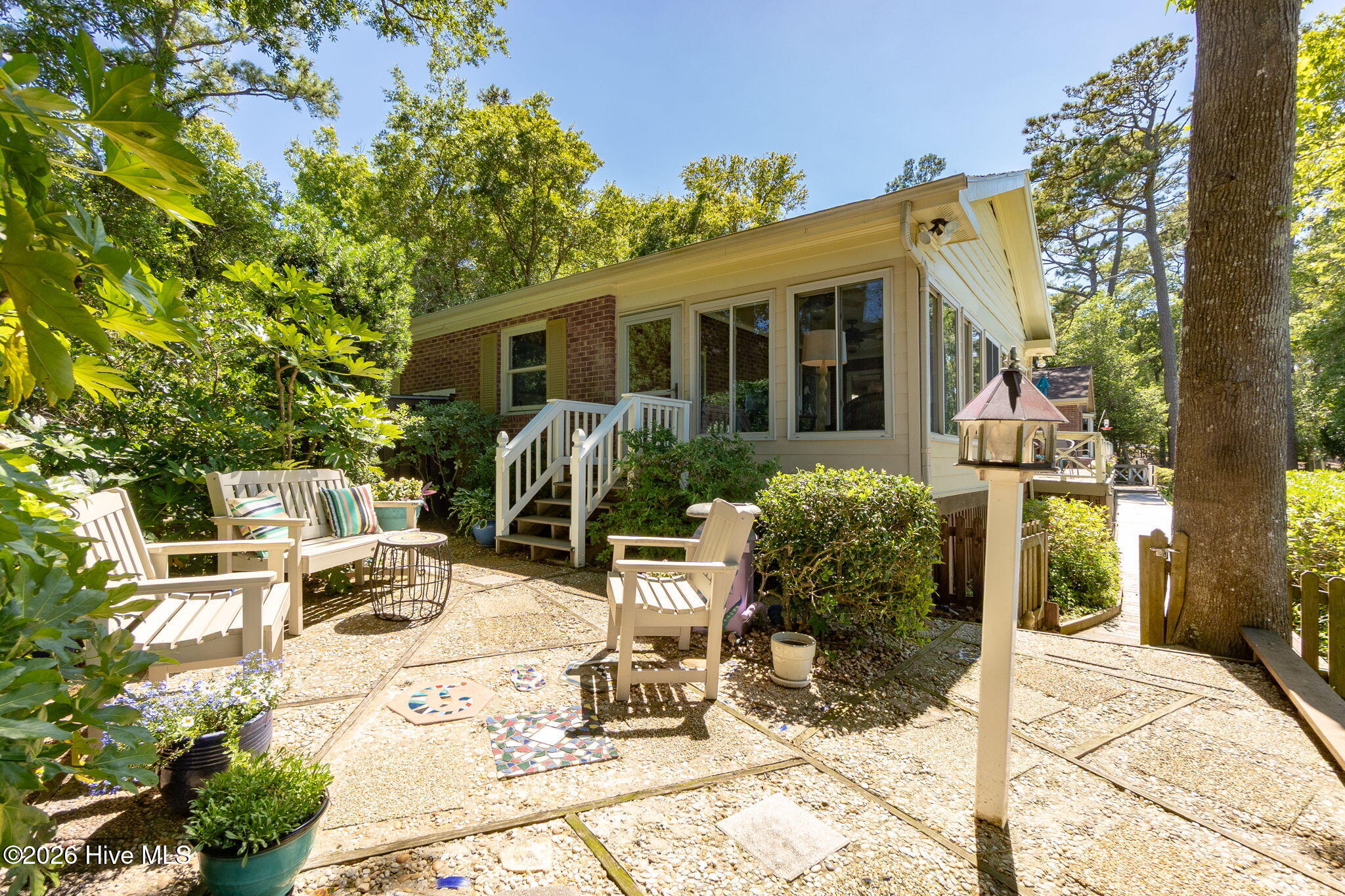 105 Magnolia Court,Pine Knoll Shores