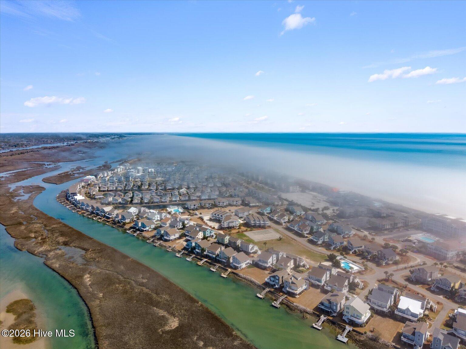 100558776 | Photo 47