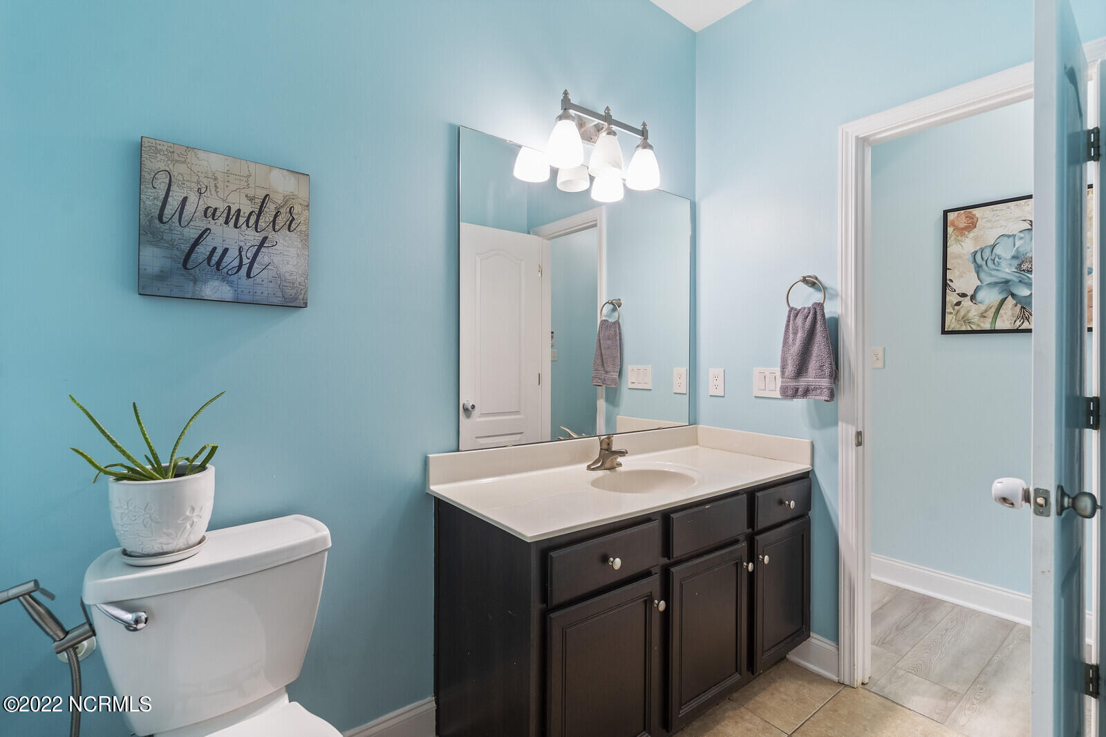 100556304 | Photo 28