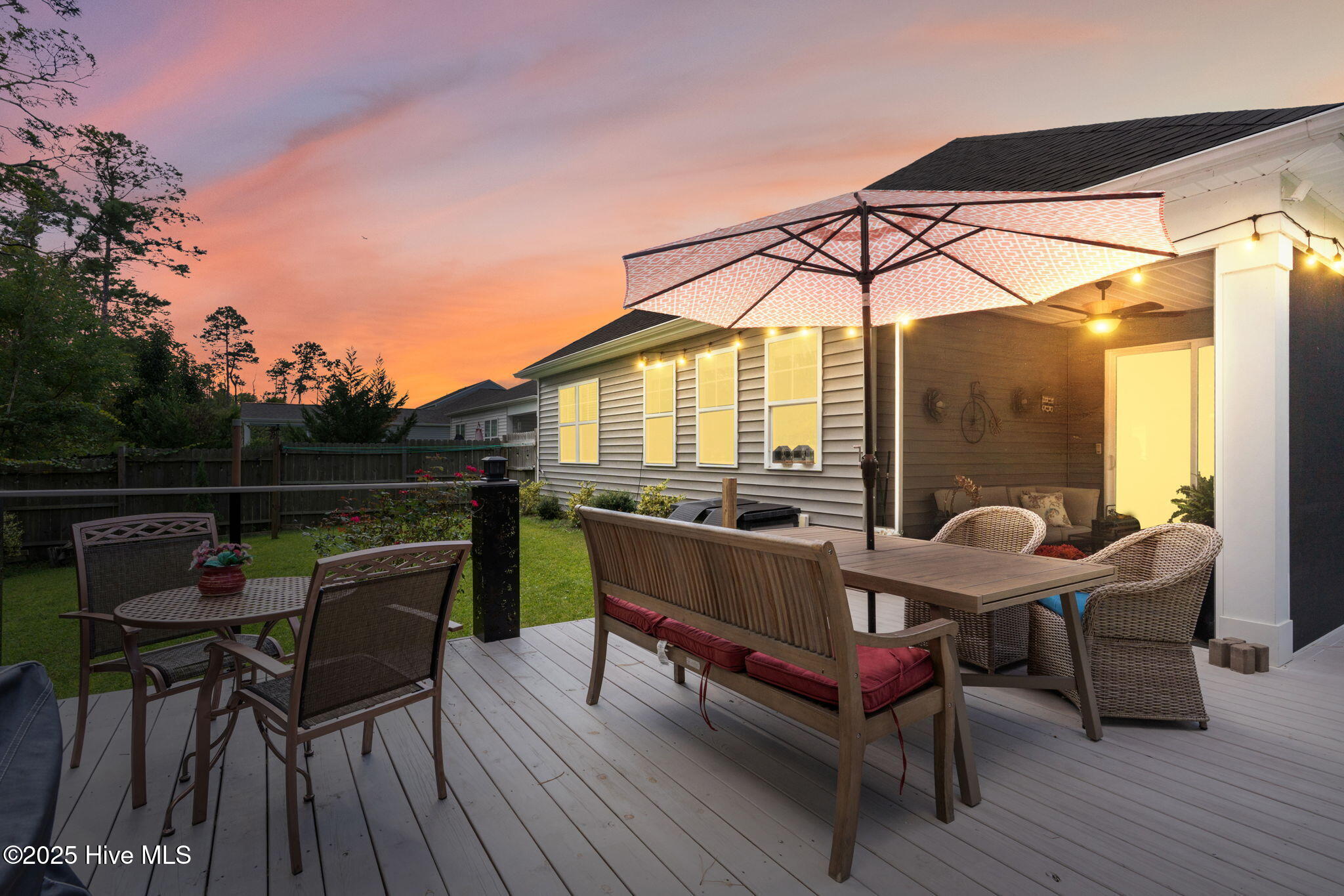 100531628 | Photo 34