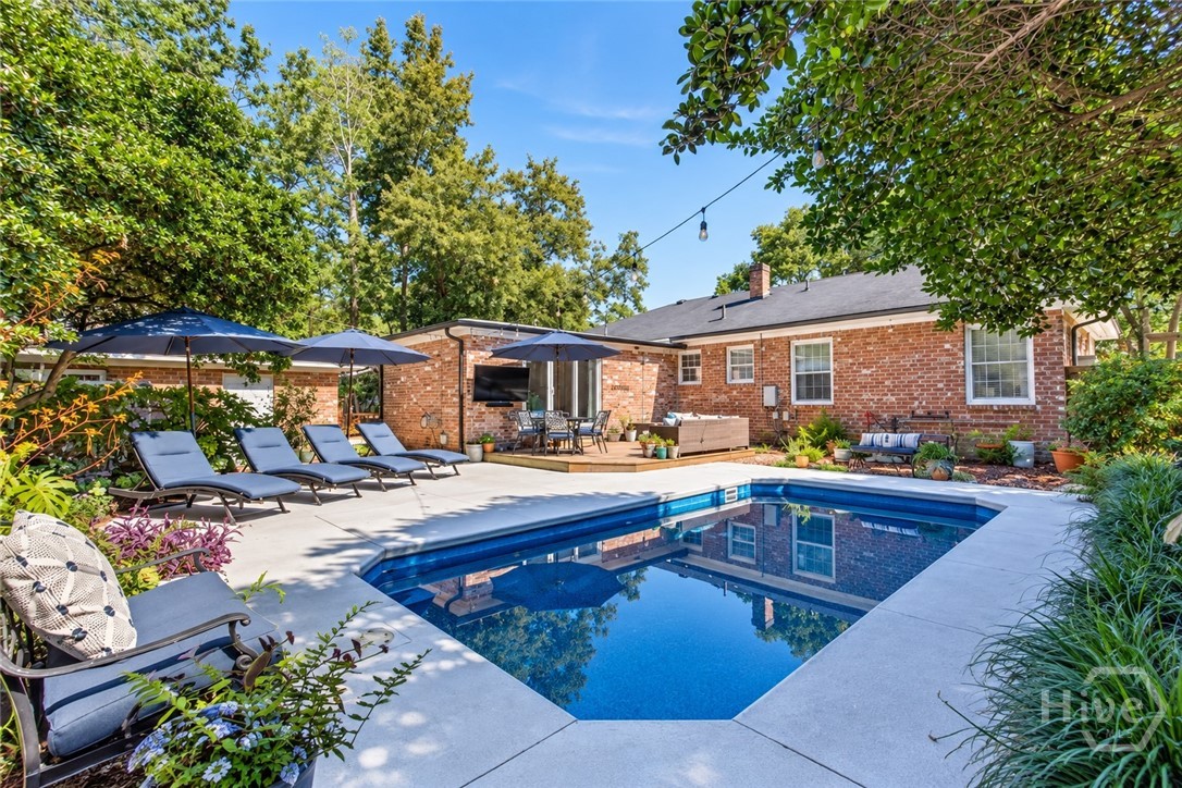 Photo 1 of Single family home for sale at 120 Brandywine Rd, Savannah, GA 31405 | MLS# SA367161 | Listing updated on 2026-10-29