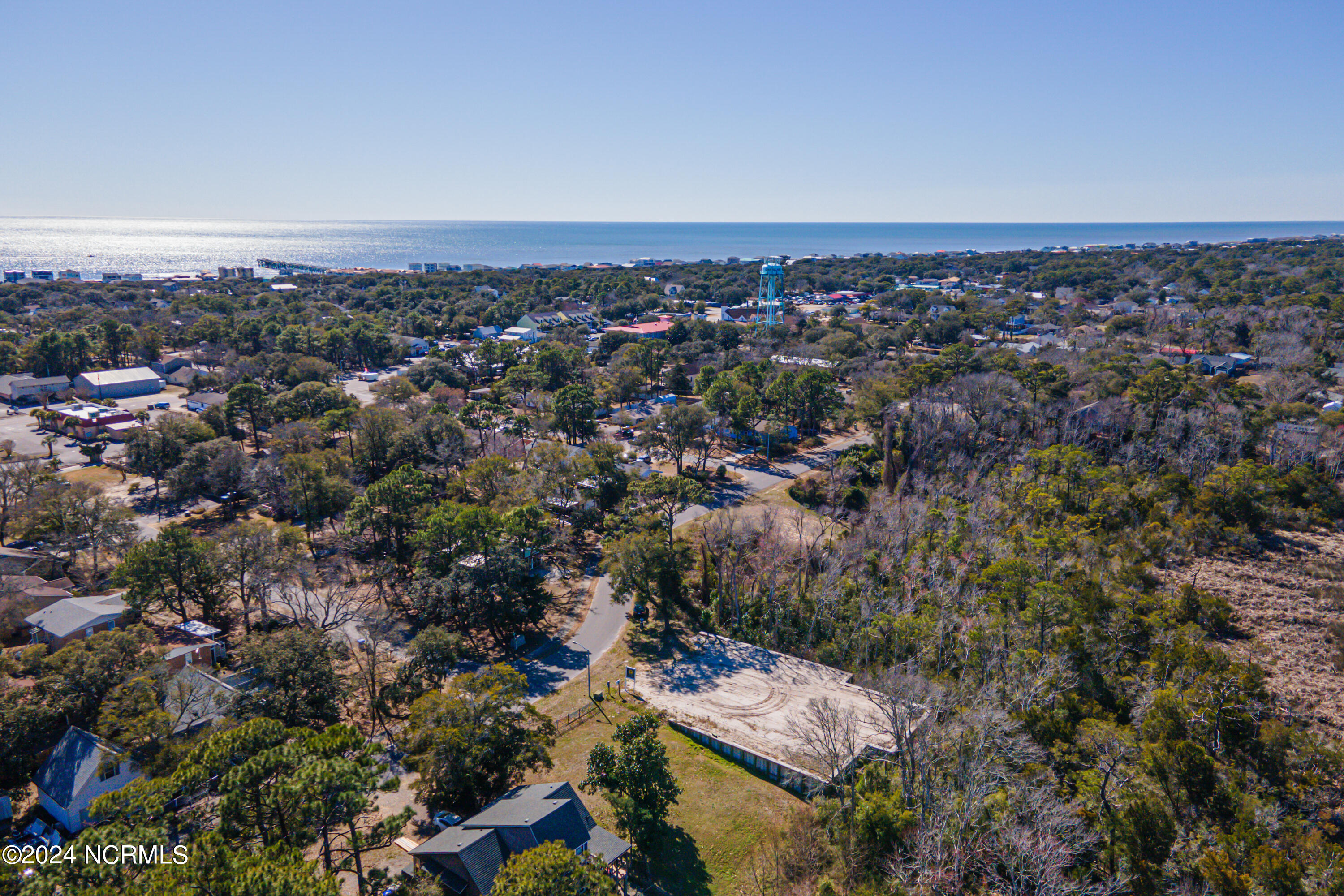 100510107 | Photo 12