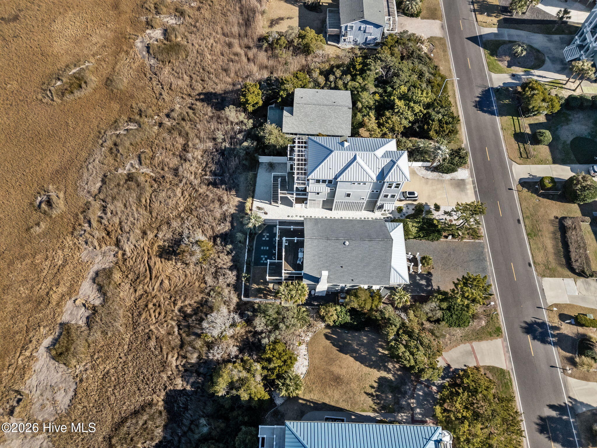 100550406 | Photo 19