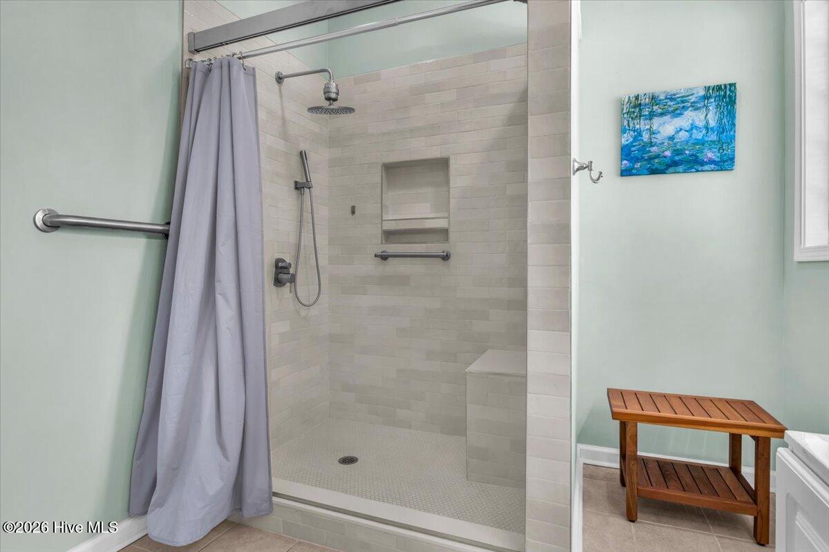 100566534 | Photo 29