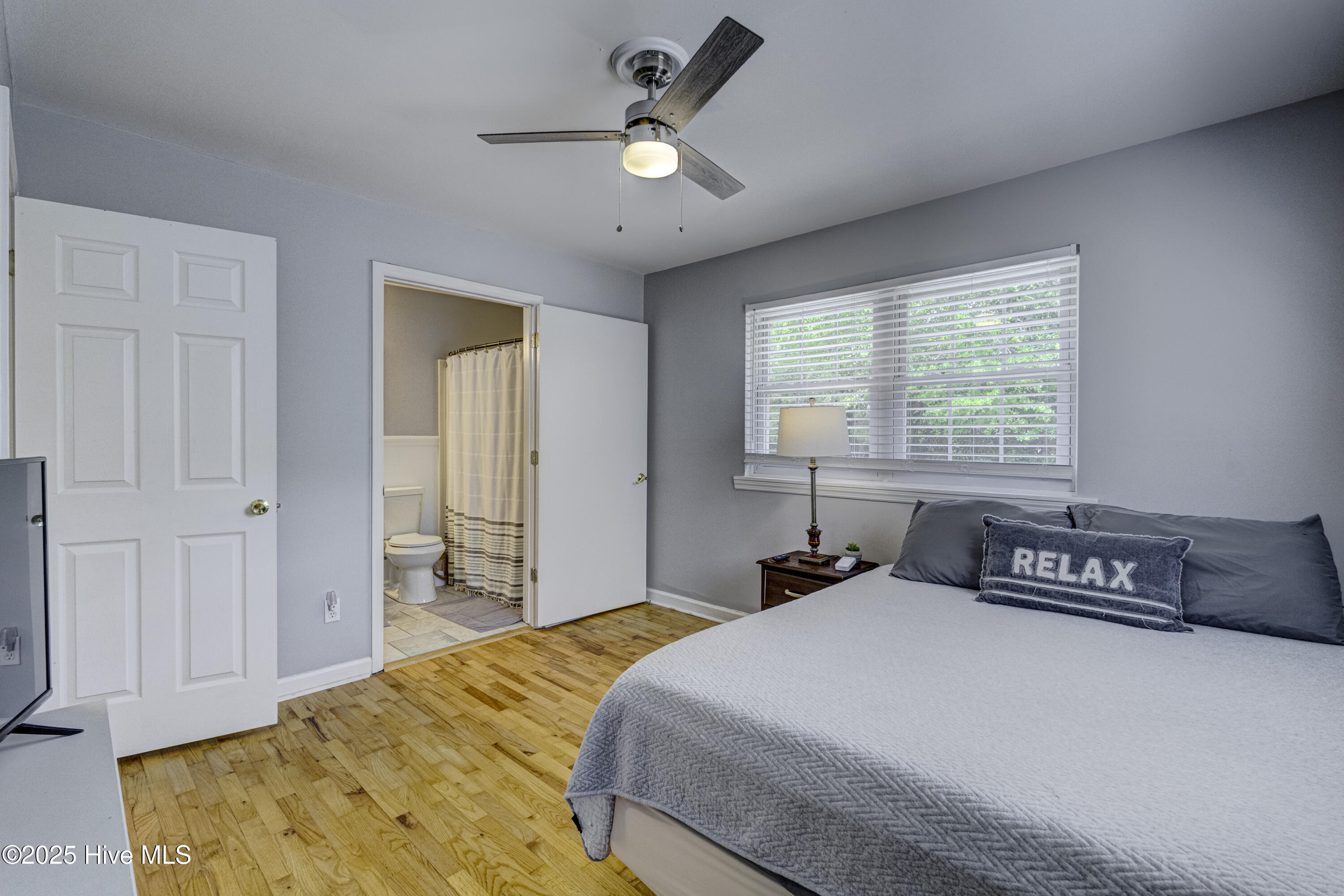 100525965 | Photo 24