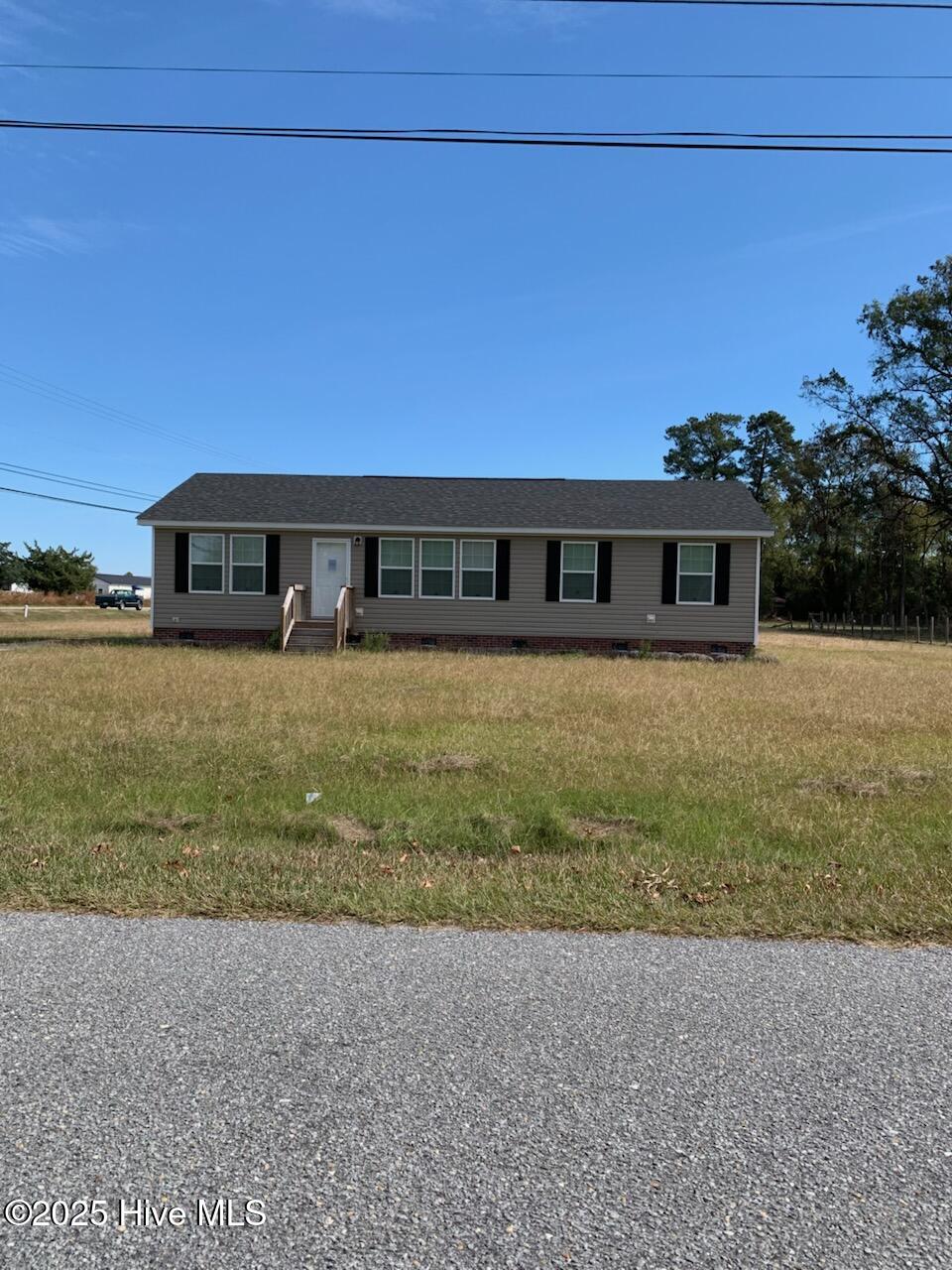 Homes for sale in La Grange, NC | 101 Forest Dr, La Grange, NC 28551 | MLS# 100538211