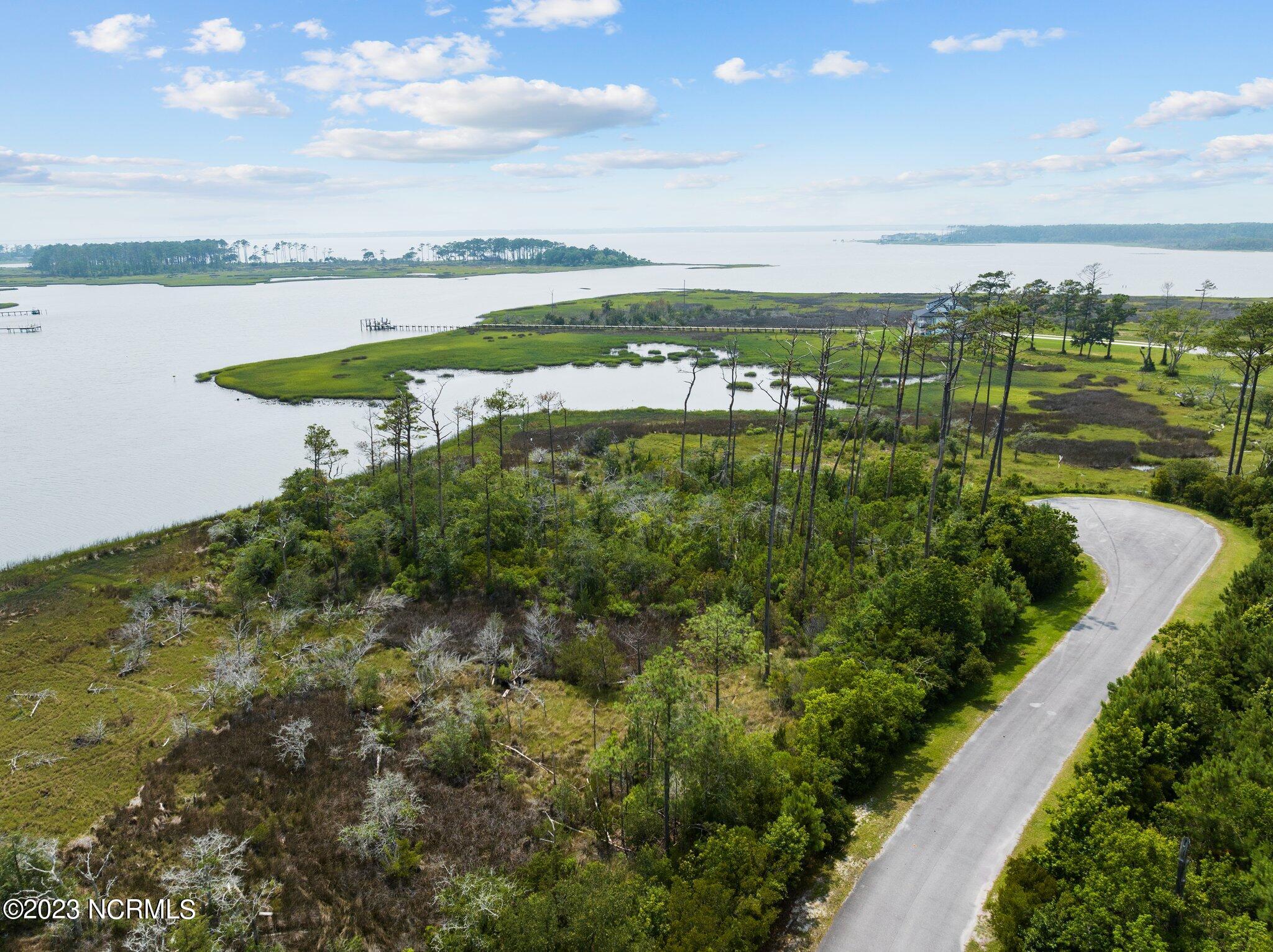 211 Leeward Lane,Beaufort