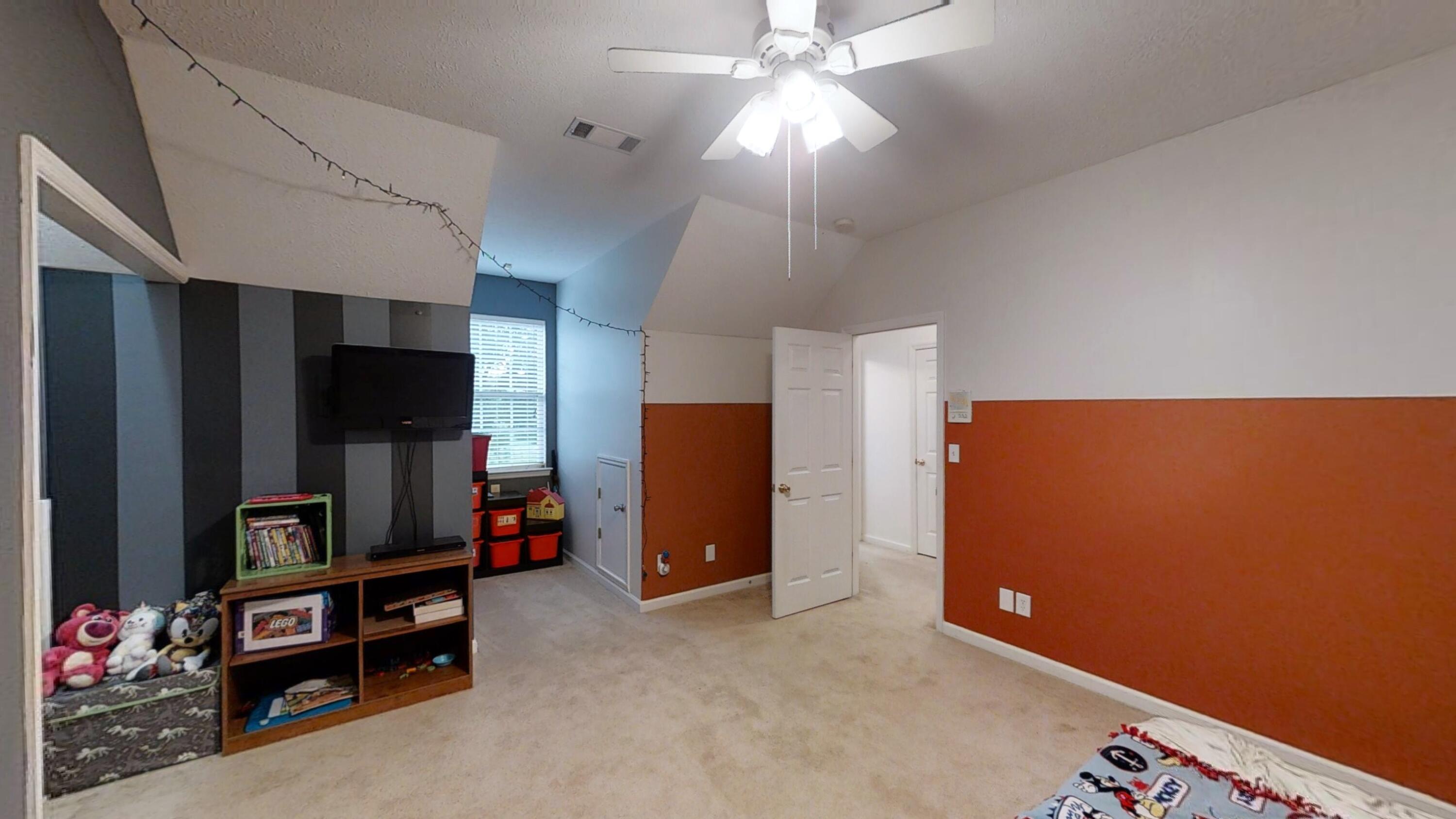 2750-St-Clair-Rd-06152022_084333