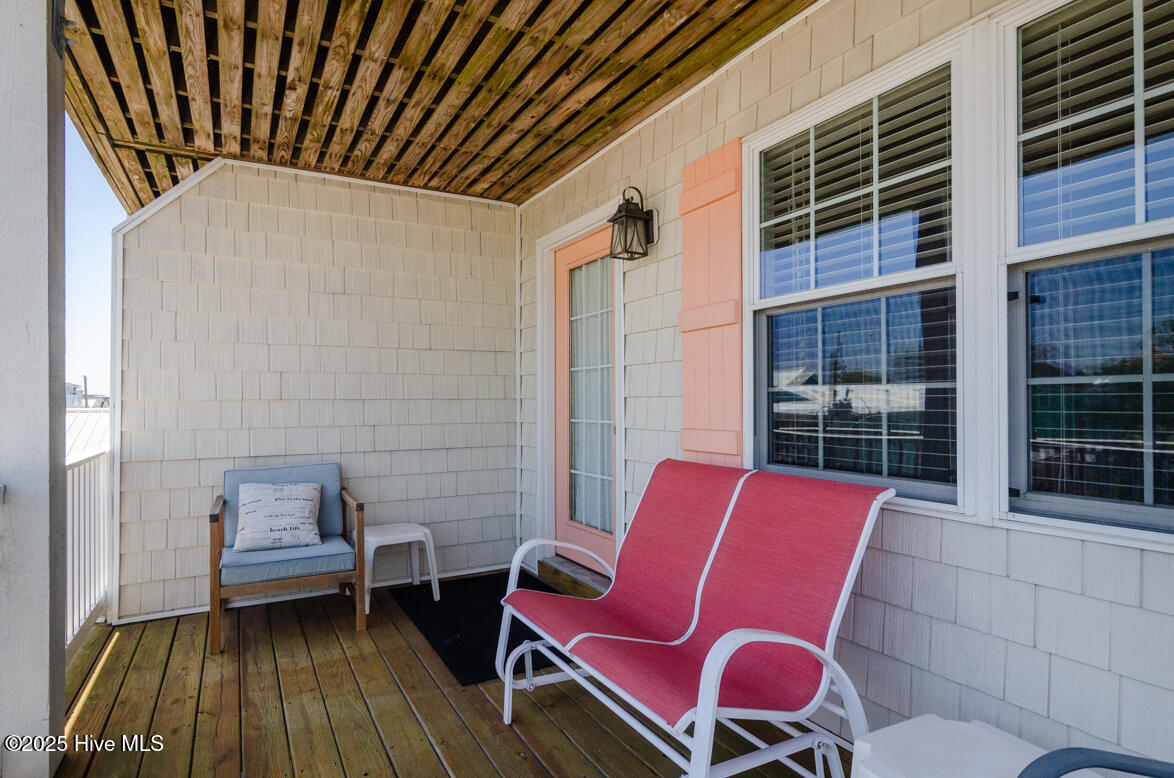 100534014 | Photo 26