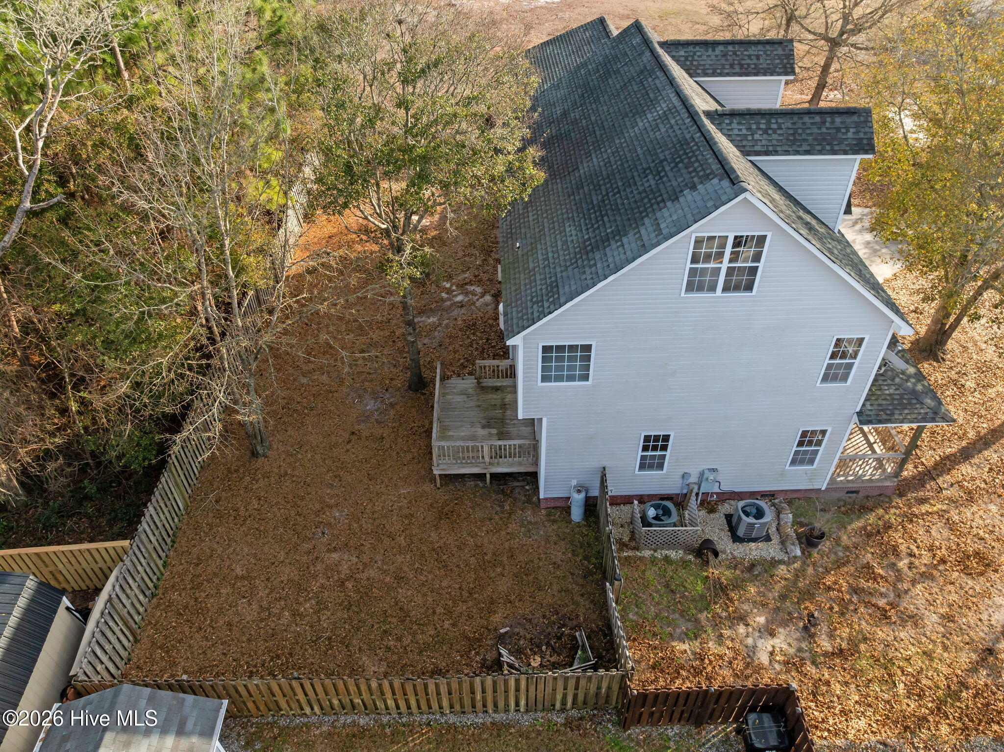 100547961 | Photo 44