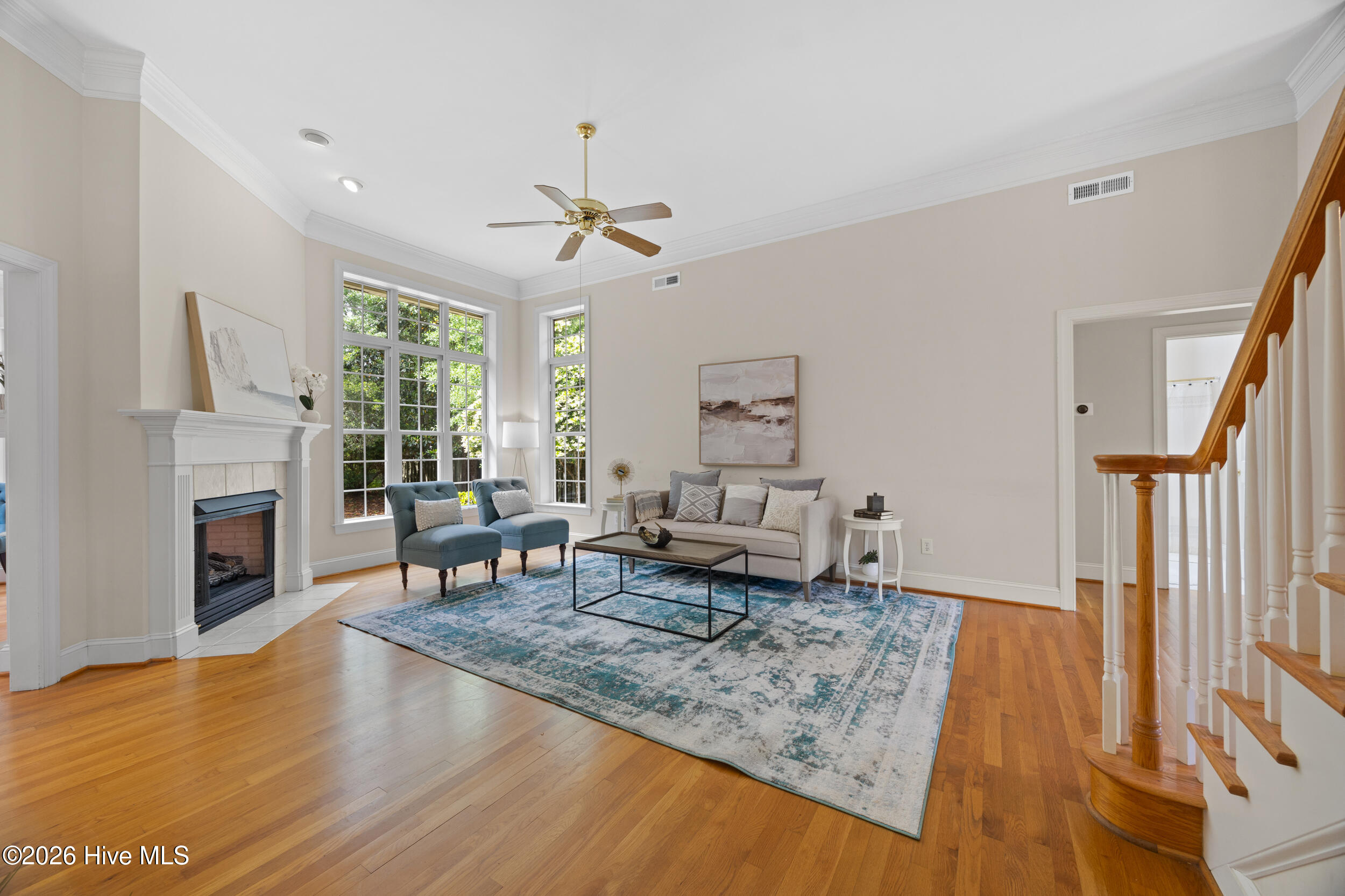 100564143 | Photo 10