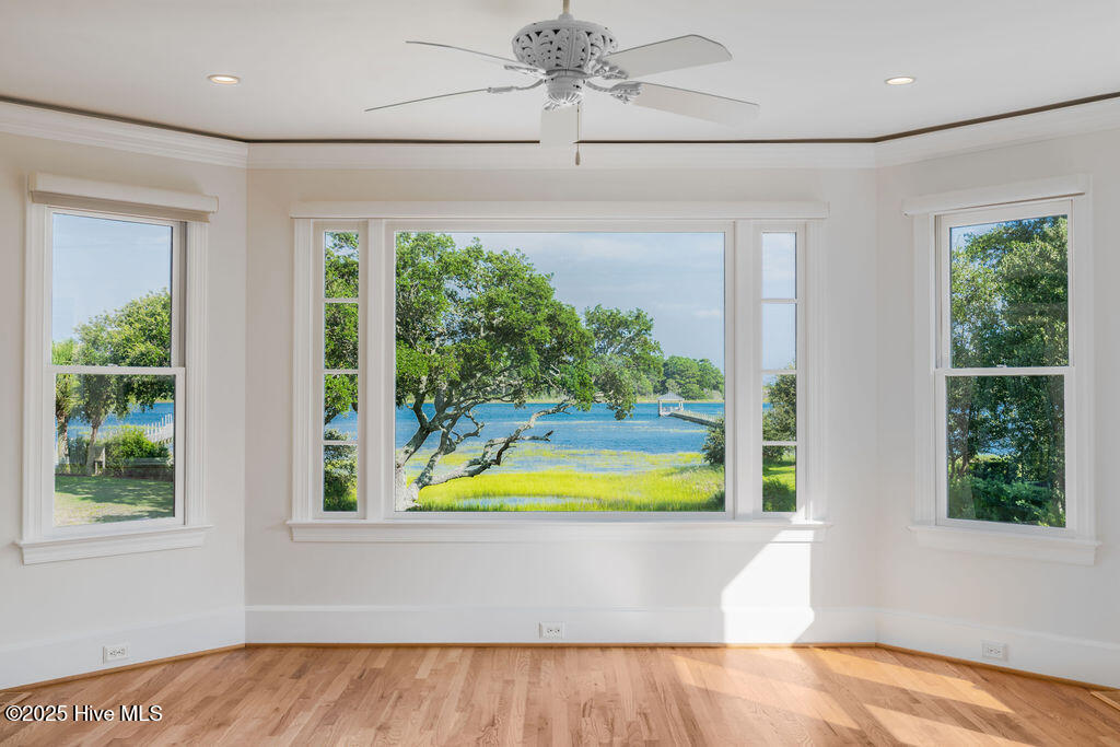 100521918 | Photo 29