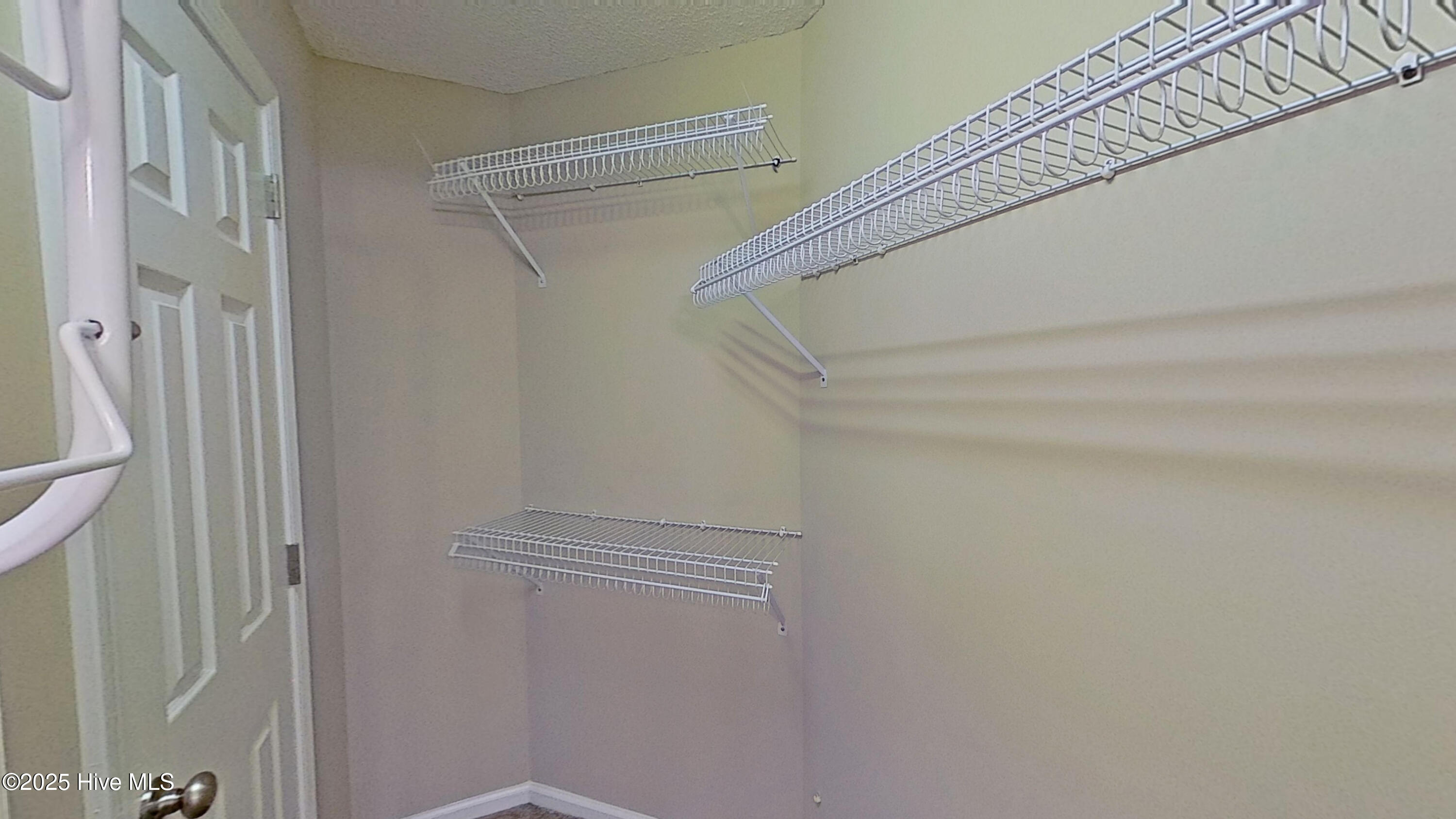 4613 Mcclelland Drive UNIT F-104, Wilmington, NC, 28405