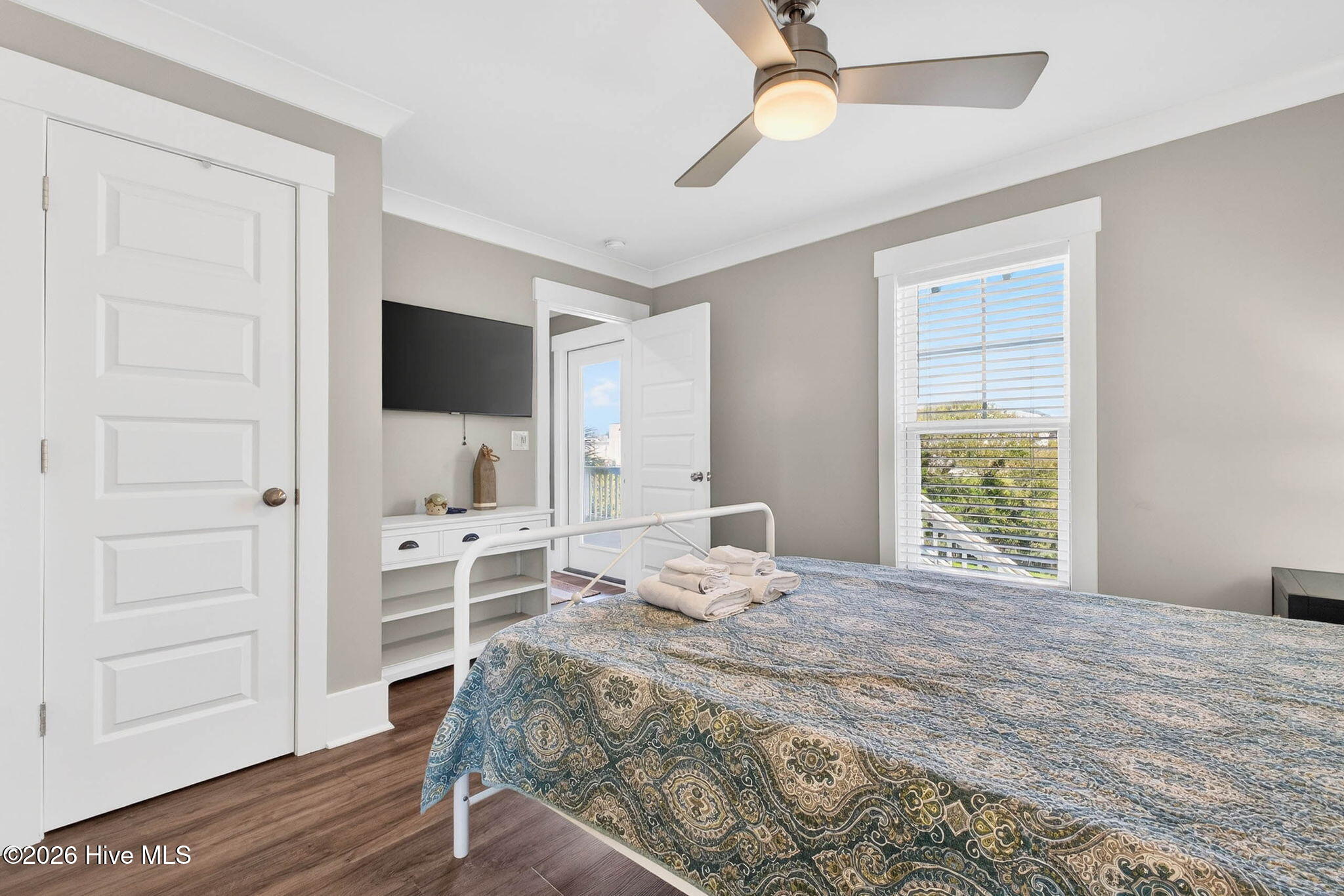 100565518 | Photo 19