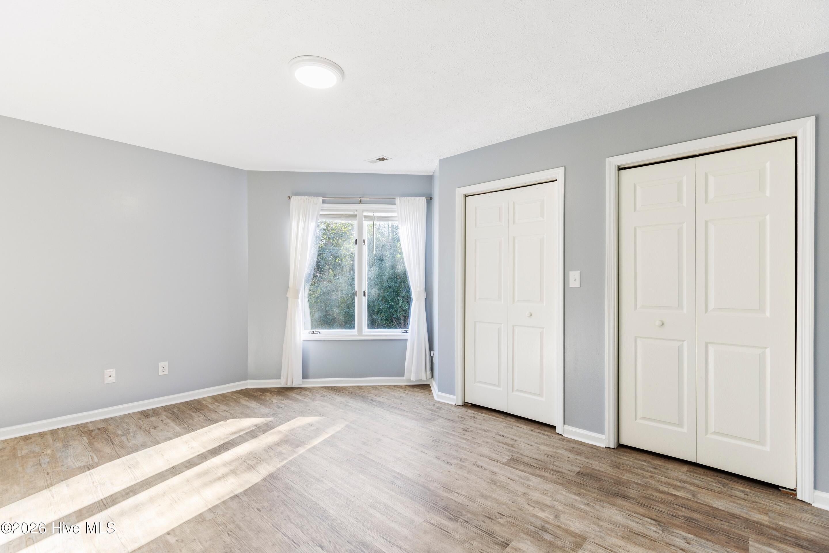 100549881 | Photo 21