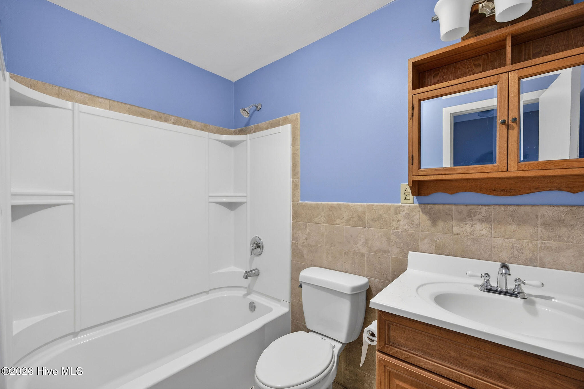 100557140 | Photo 26