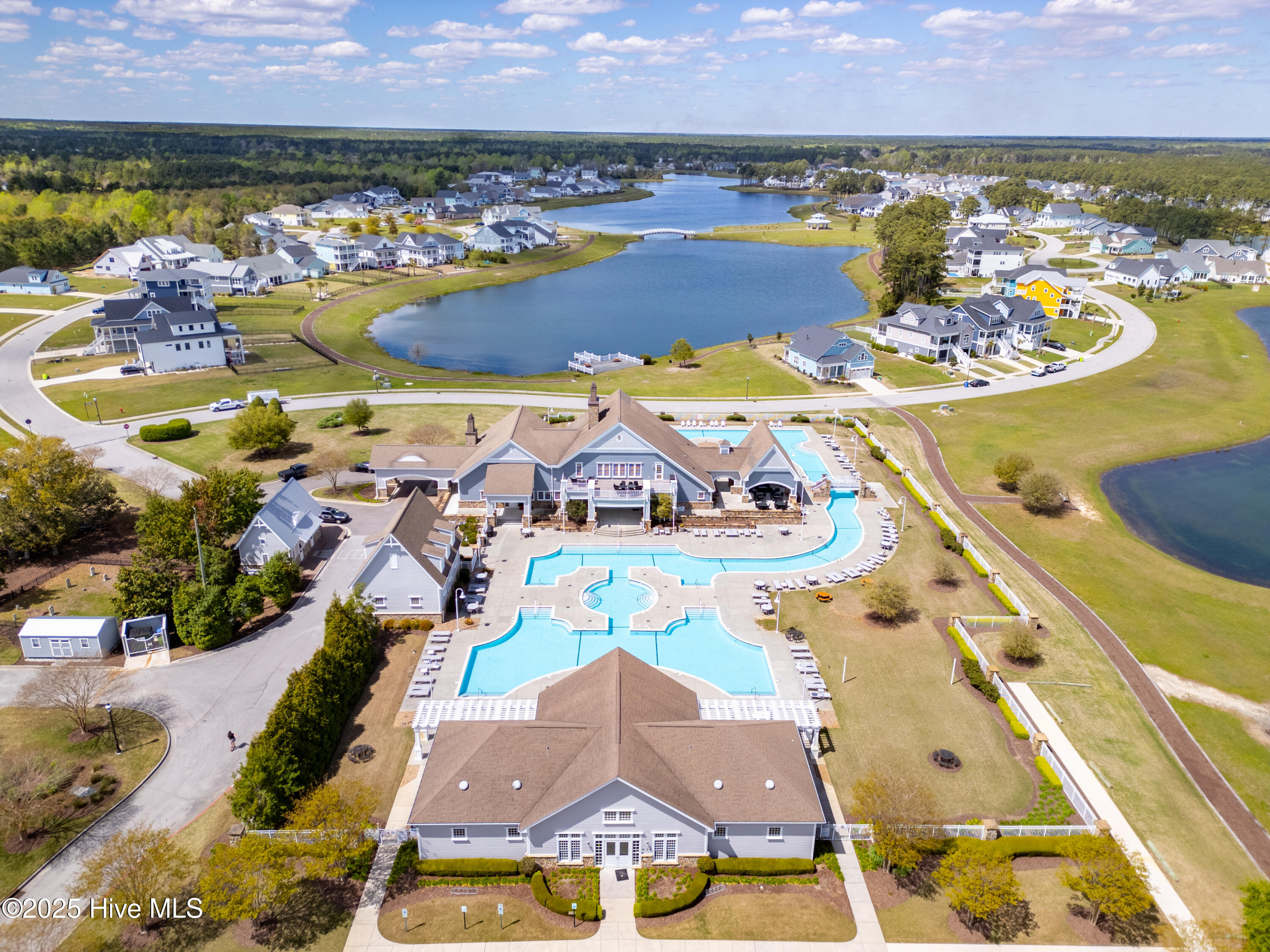 100488919 | Photo 38