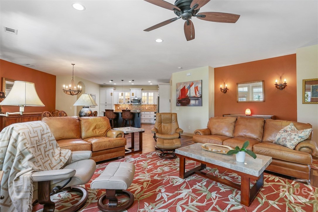 130 Kingfisher Circle