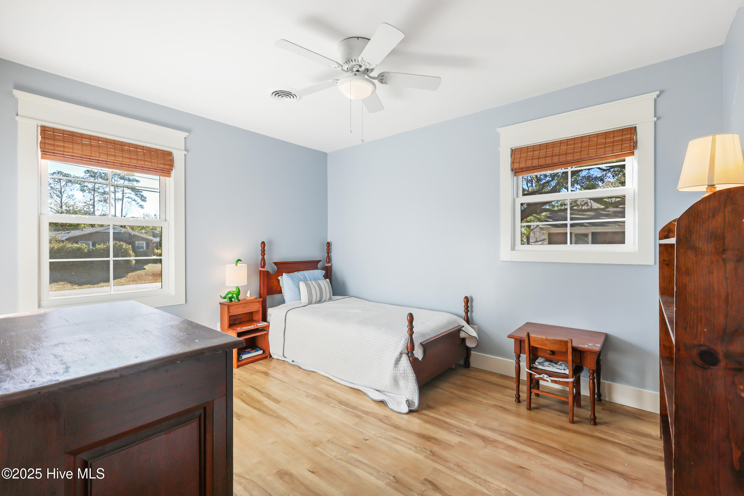 100545776 | Photo 23