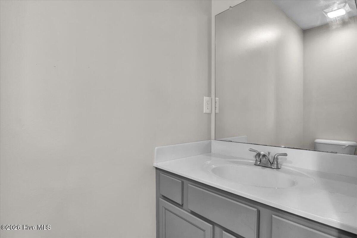 100565952 | Photo 17