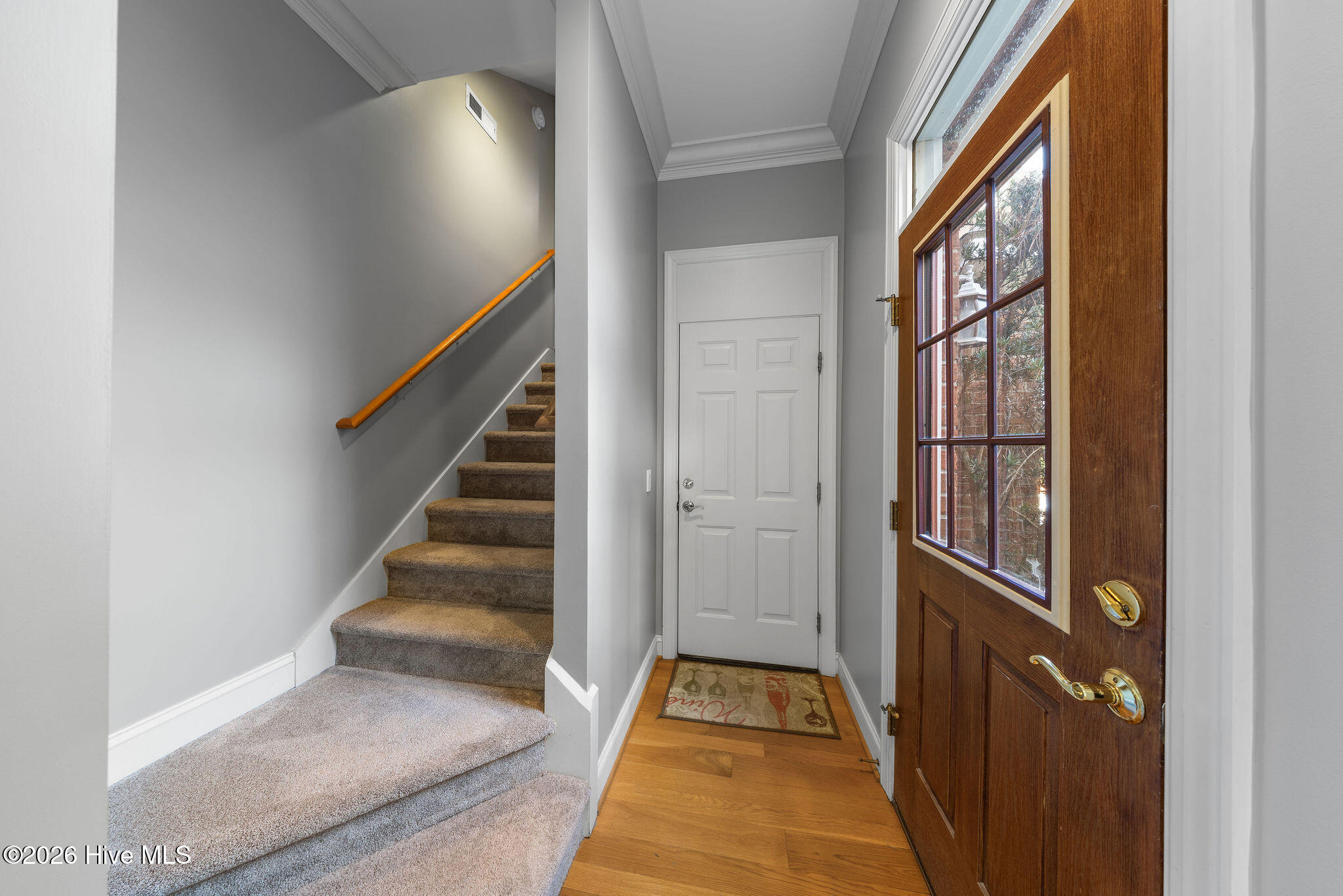 100553597 | Photo 59