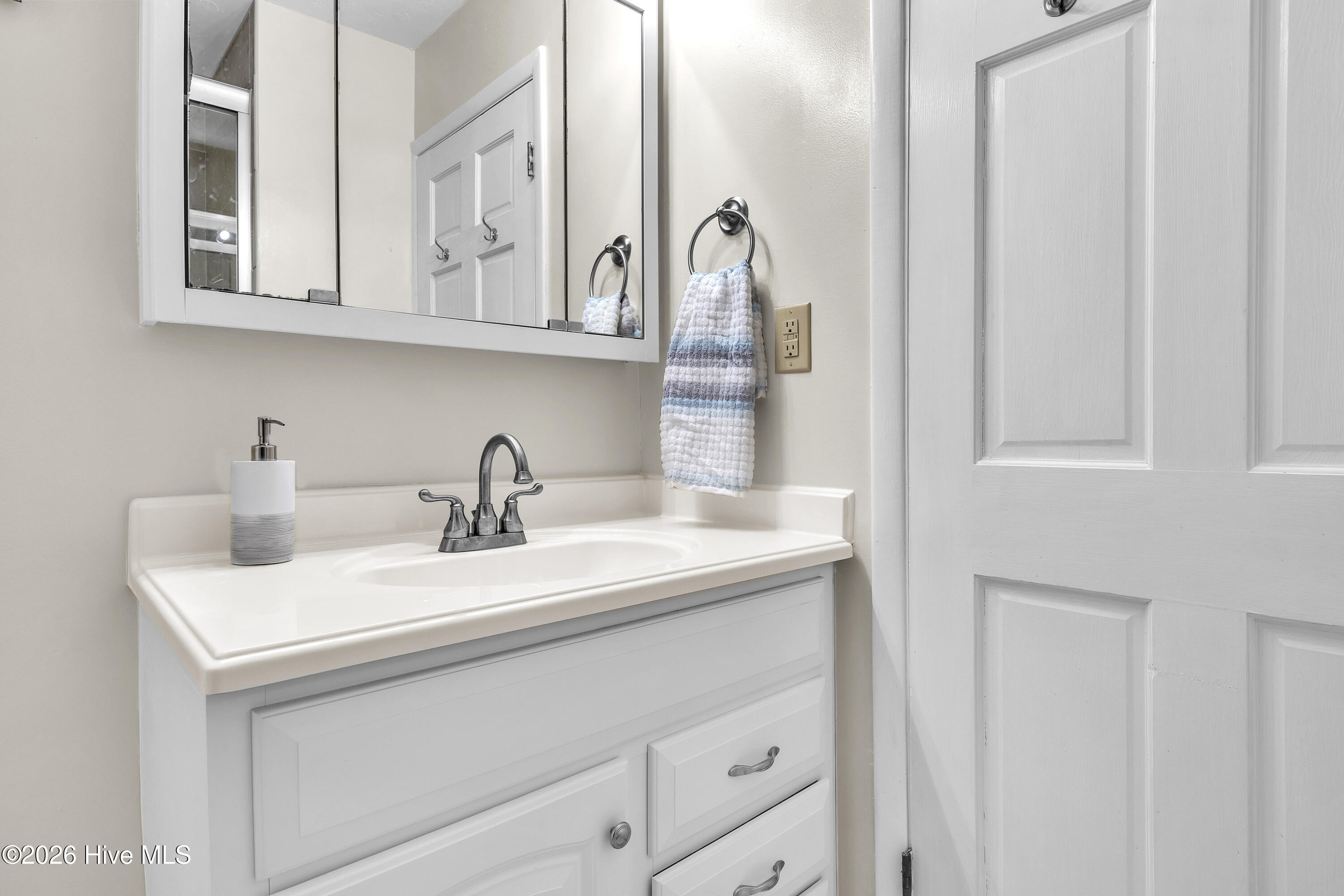 100555841 | Photo 29