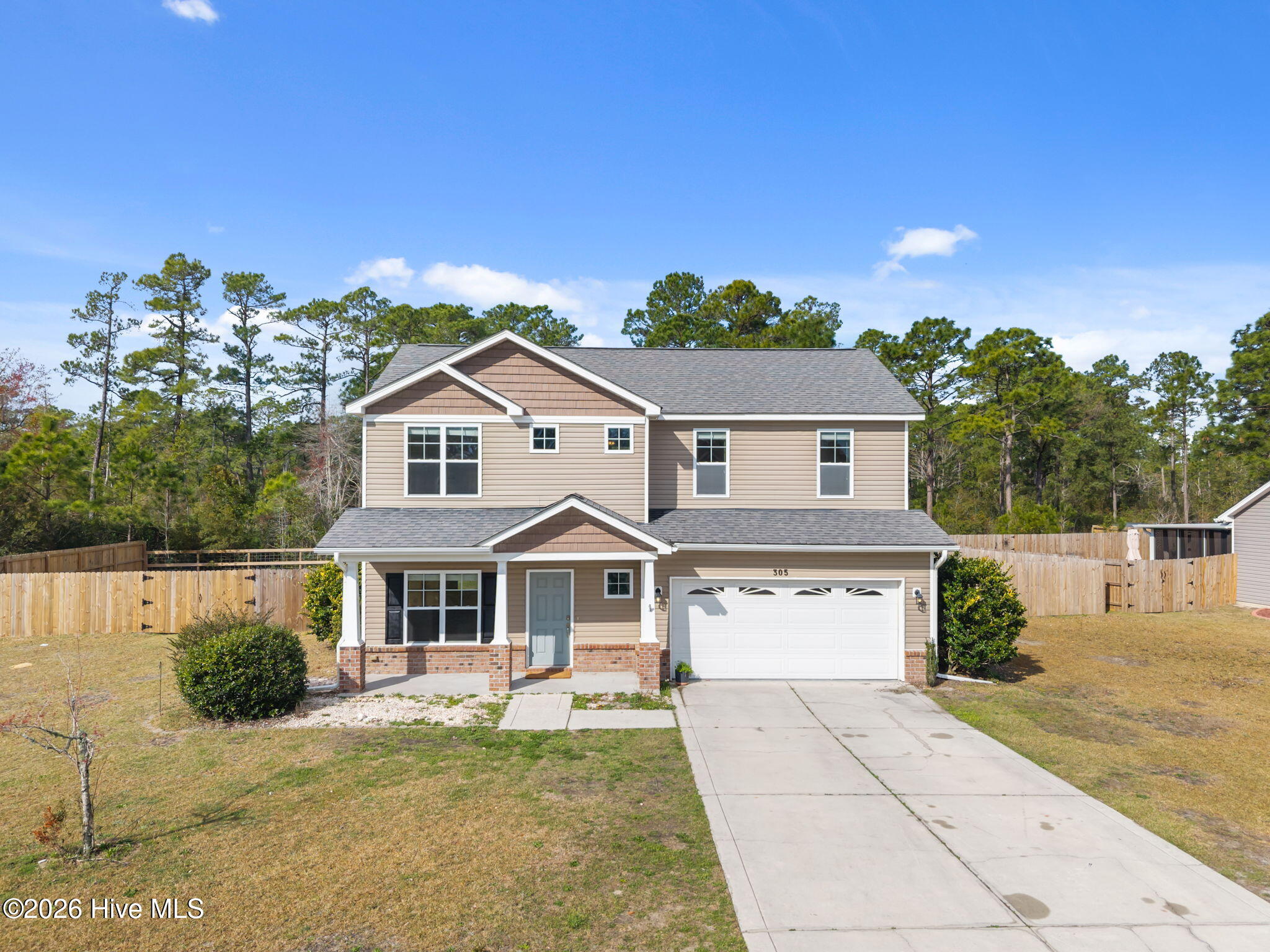 100557440 | Photo 39