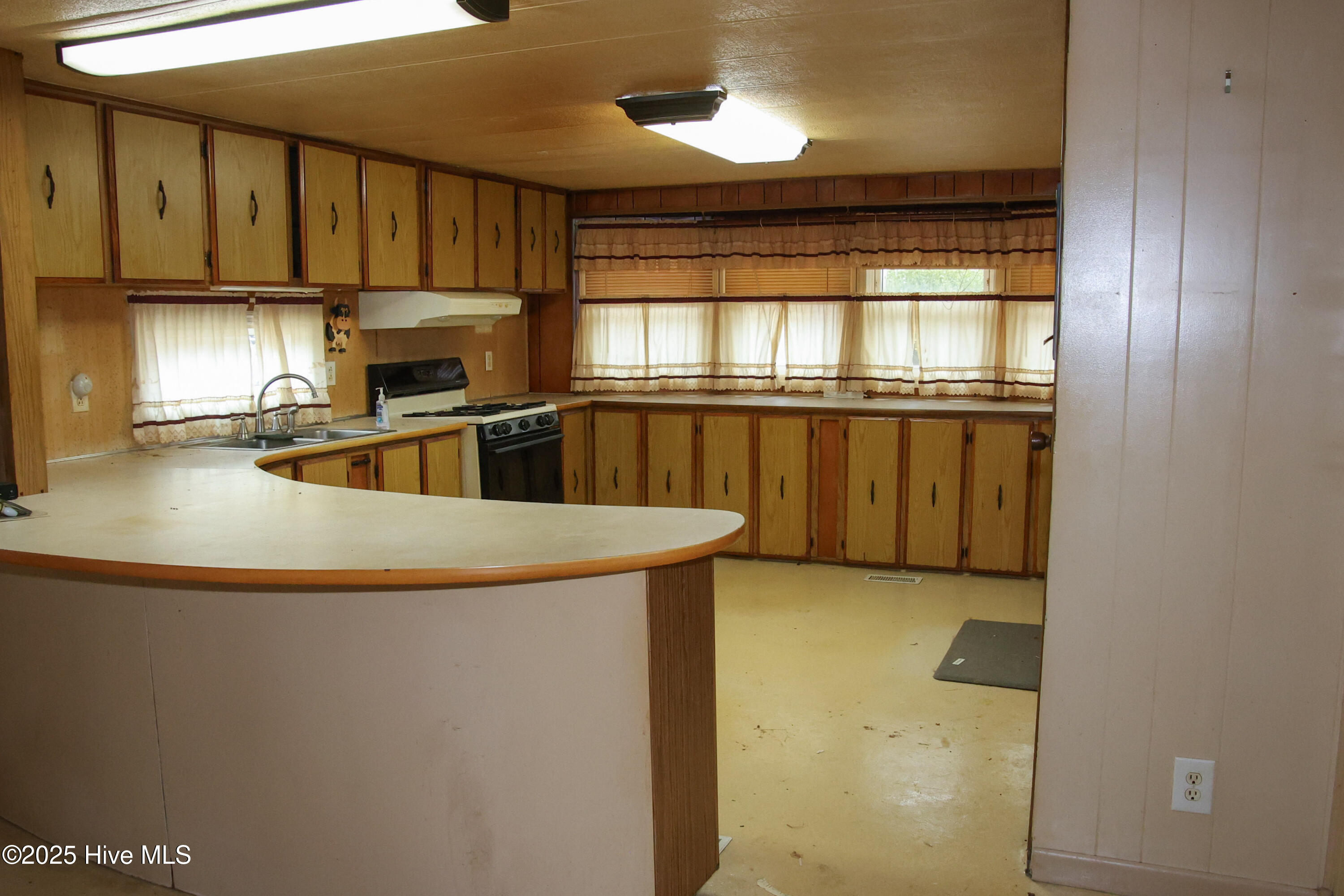 120 Youpon Drive, Hubert, NC 28539 – photo 8: IMG_1106
