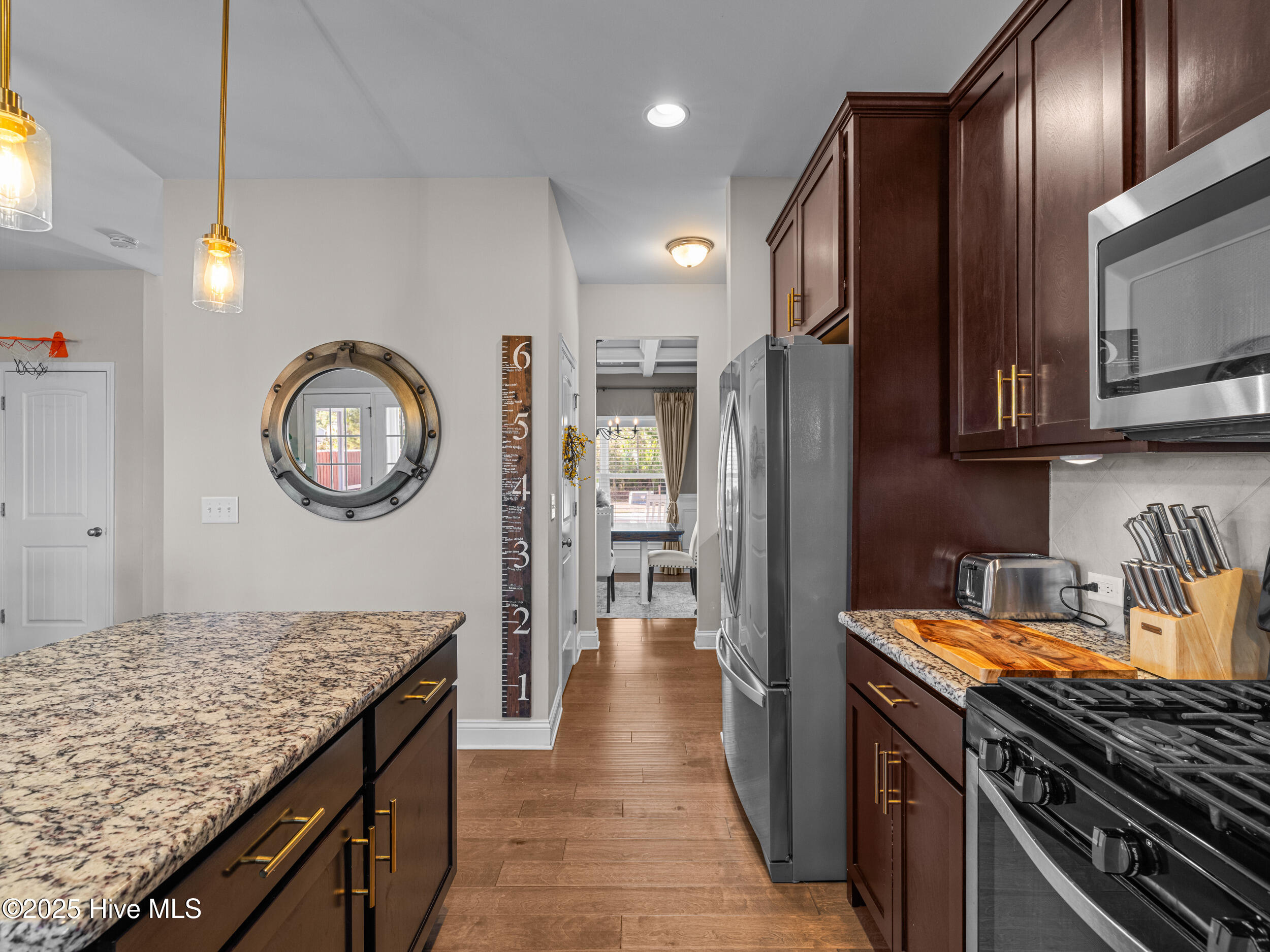 100545070 | Photo 19