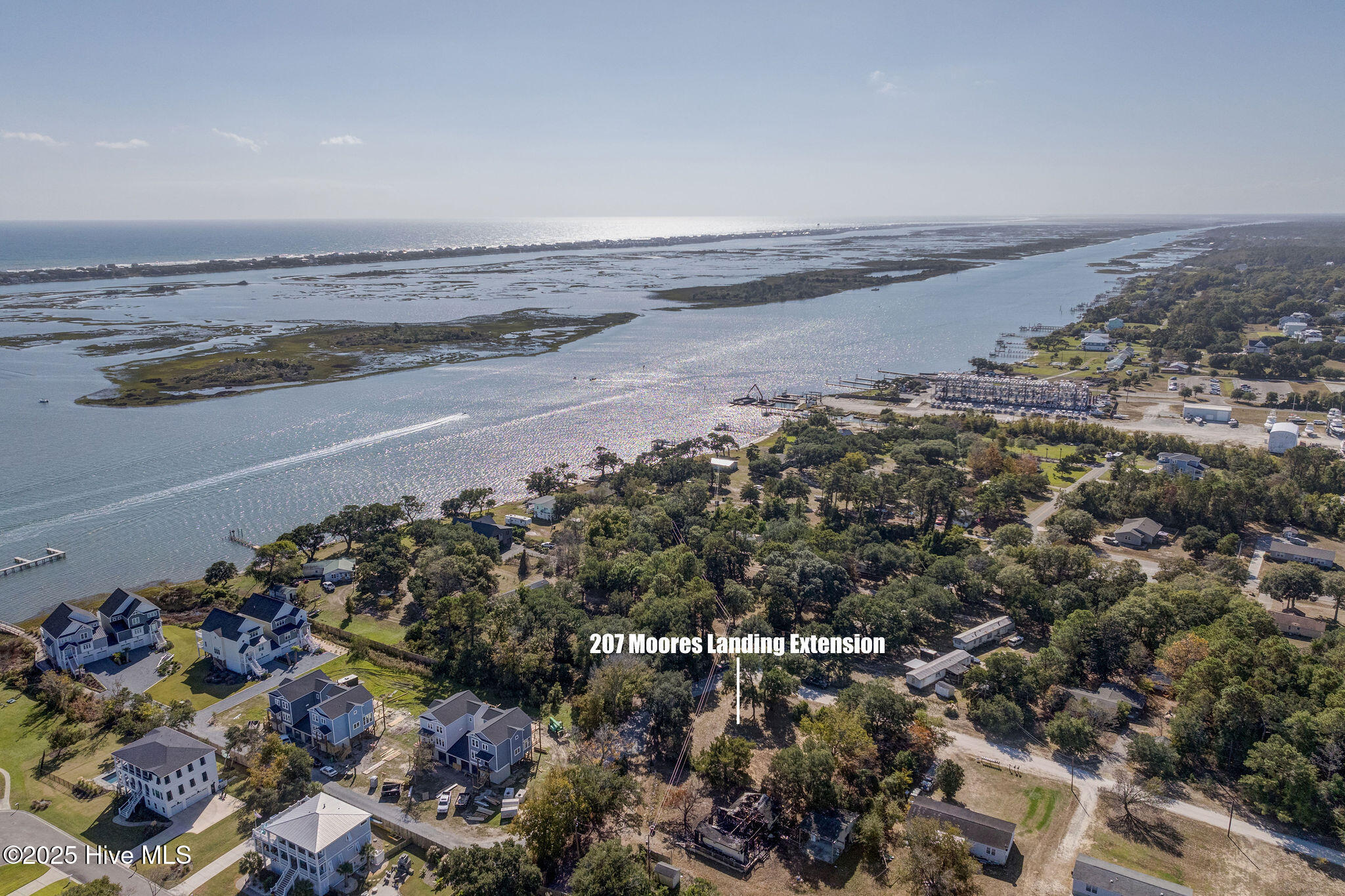 100540434 | Photo 24