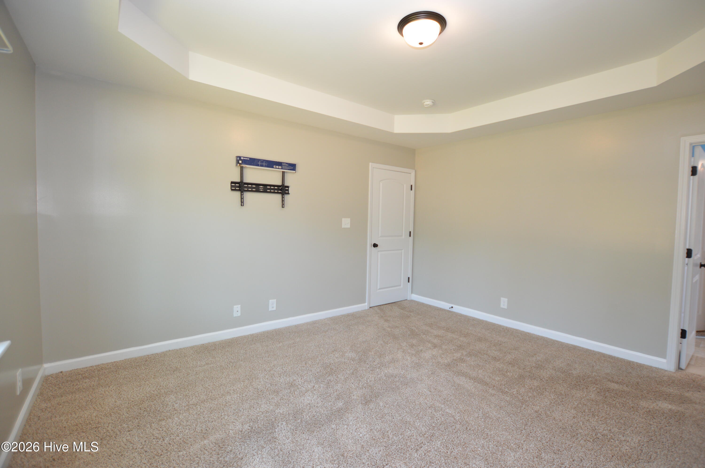 100551944 | Photo 10