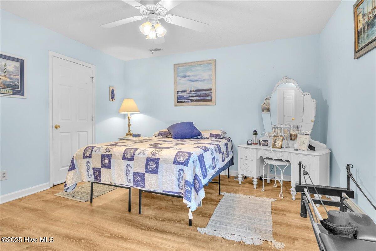 100521178 | Photo 23