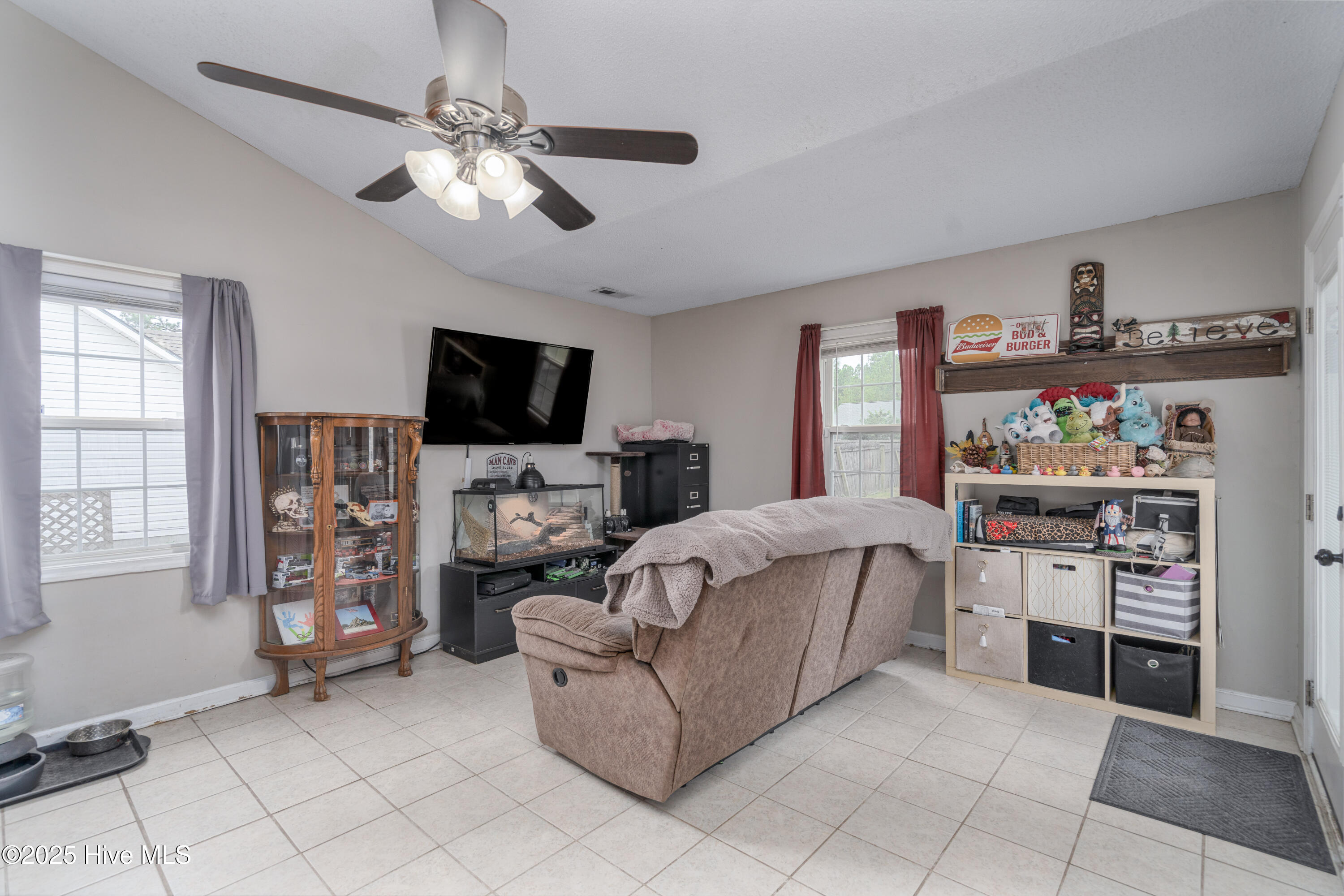 108 Quail Creek Drive, Hubert, NC 28539 – photo 8: 108 Quail Creek-7