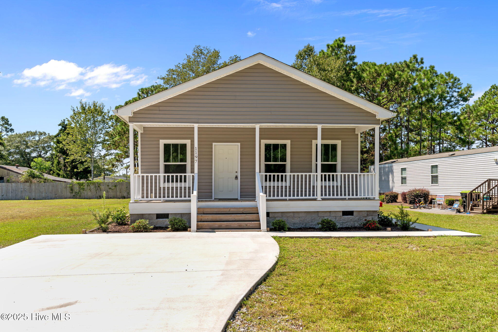 100529726 | Photo 40