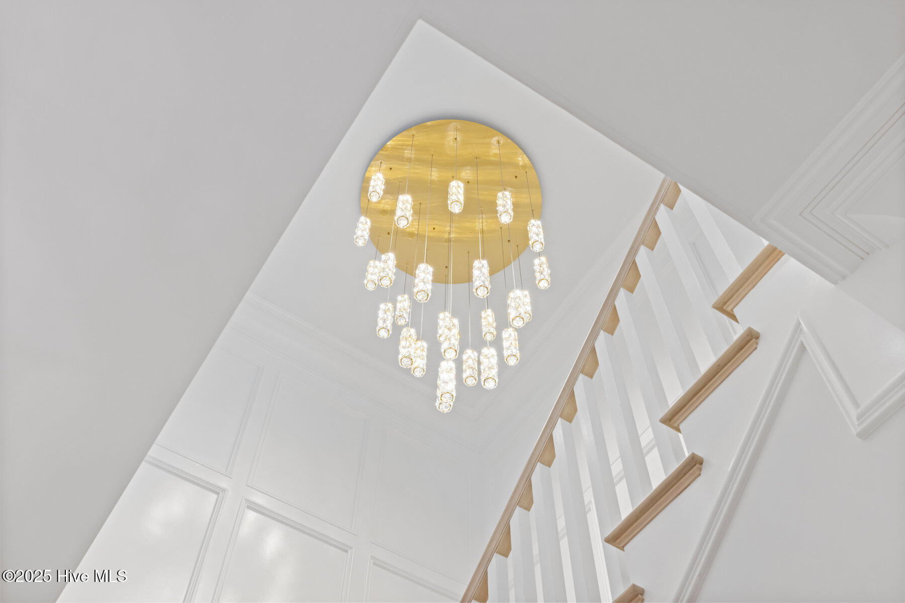 100401243 | Photo 42